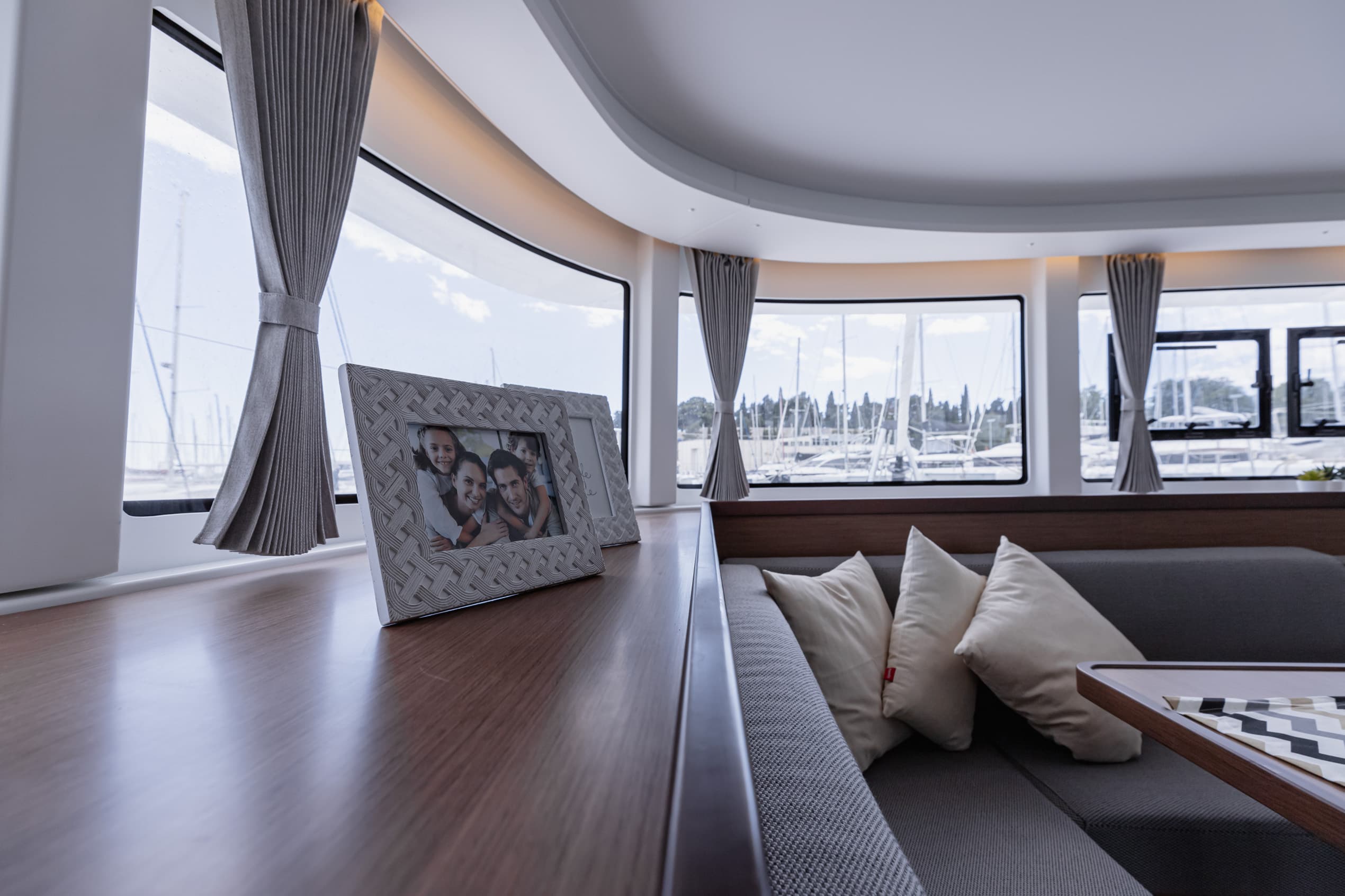 Lagoon 42 - photo 14