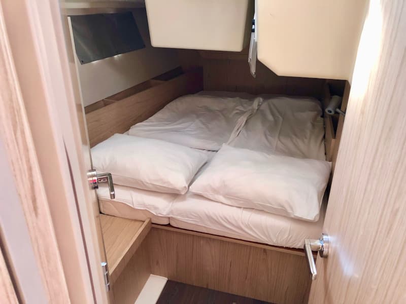 Oceanis 41.1 - photo 9