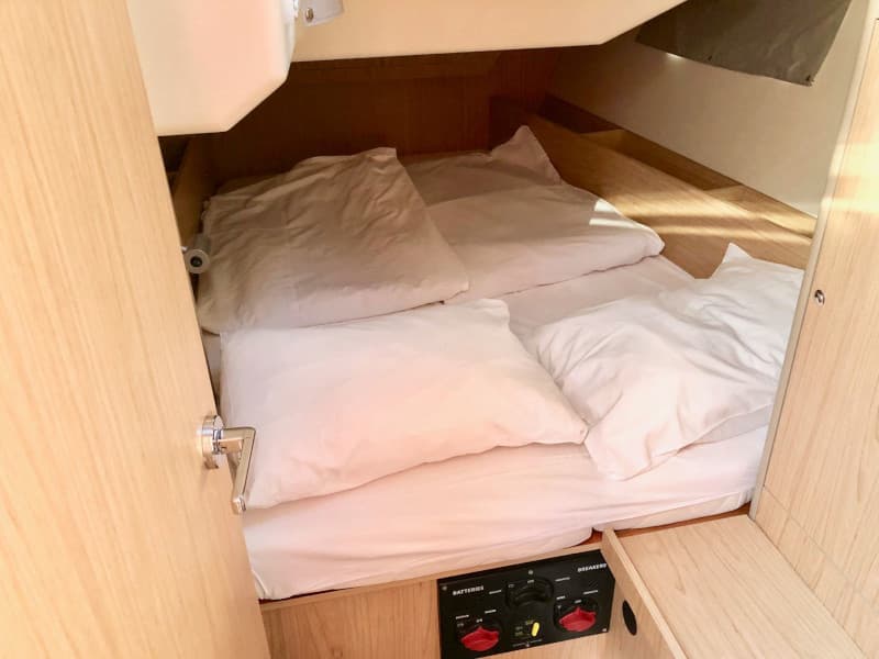 Oceanis 41.1 - photo 10