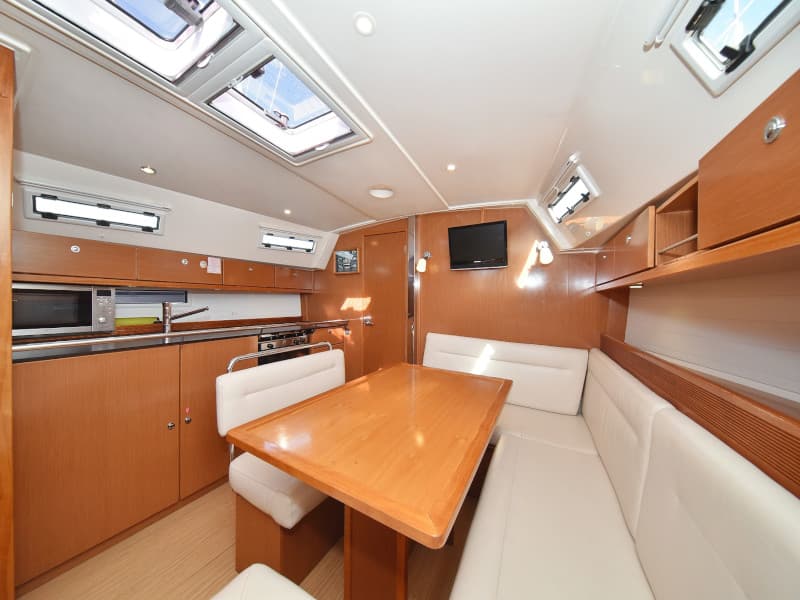 Bavaria Cruiser 40 - photo 21