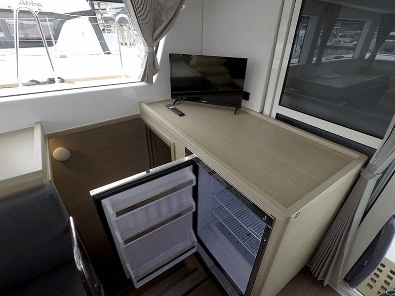 Lagoon 40 - photo 10