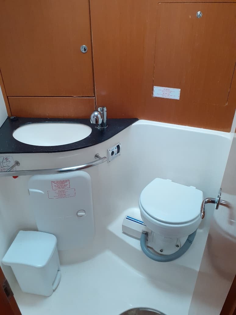 Bavaria 43 Cruiser - photo 7