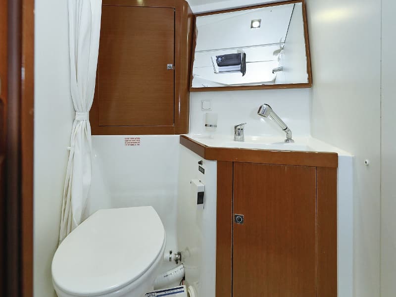 Oceanis 41 - photo 34