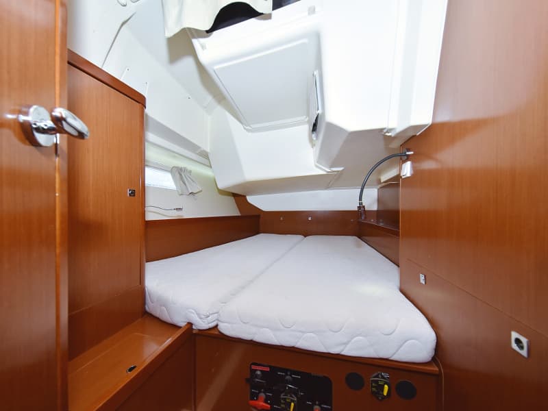 Oceanis 41 - photo 35