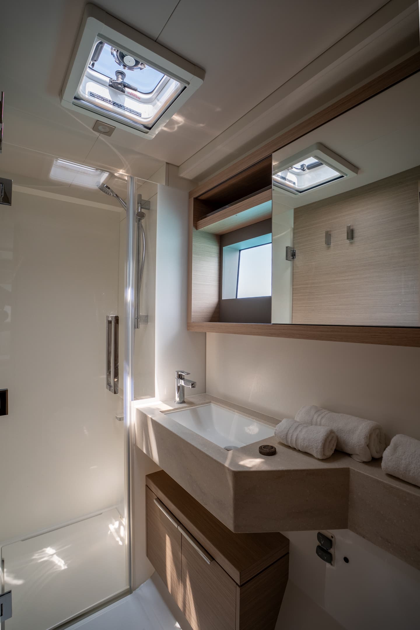 Lagoon 51 - photo 11