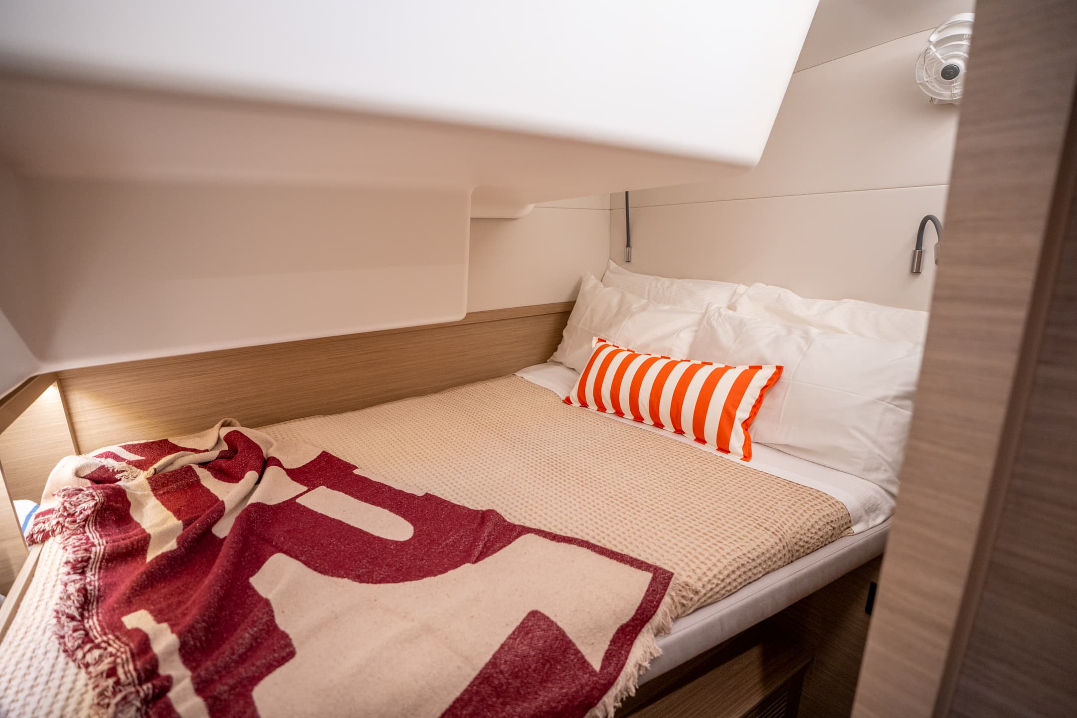 Lagoon 51 - photo 12