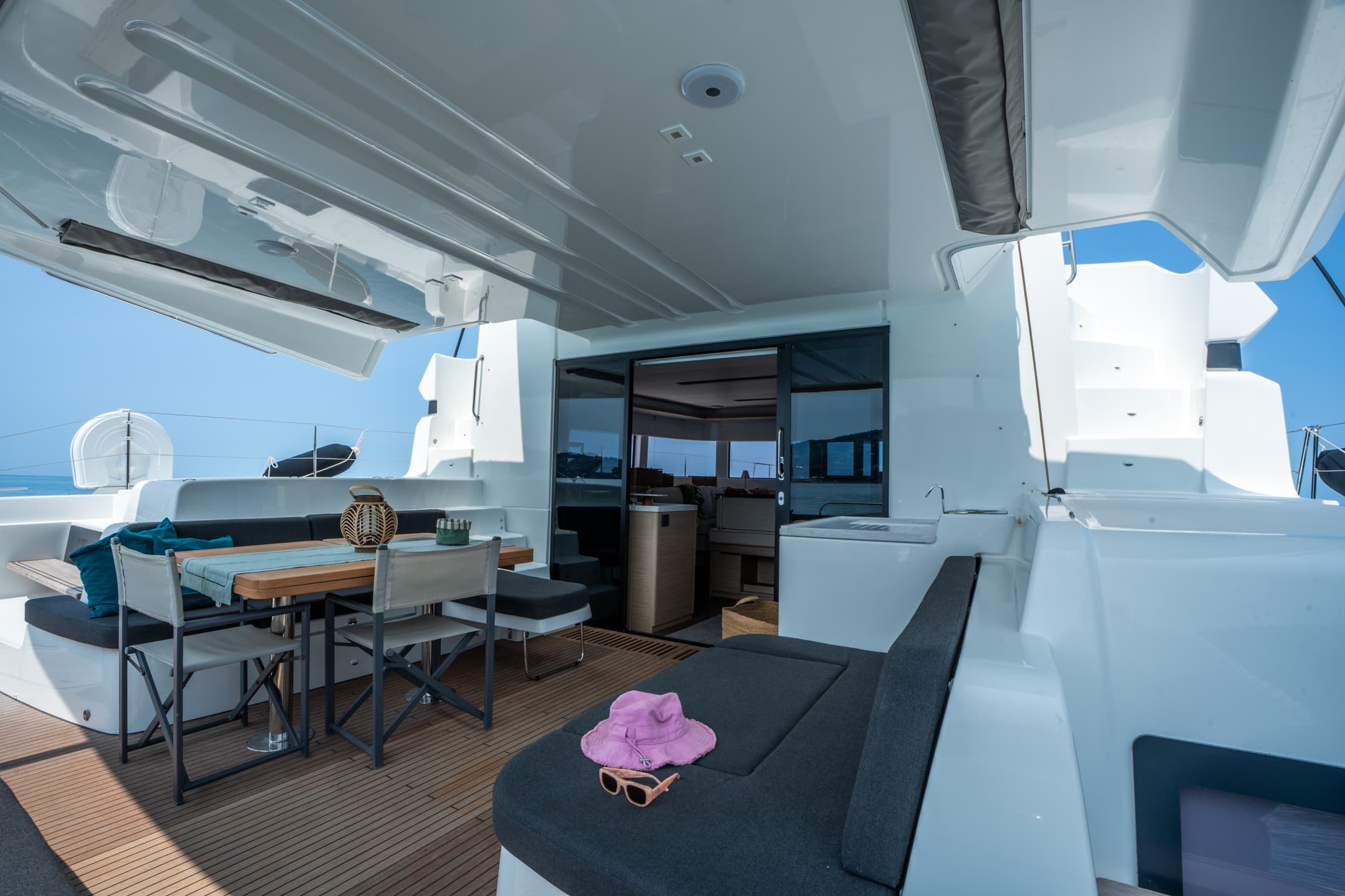 Lagoon 51 - photo 22