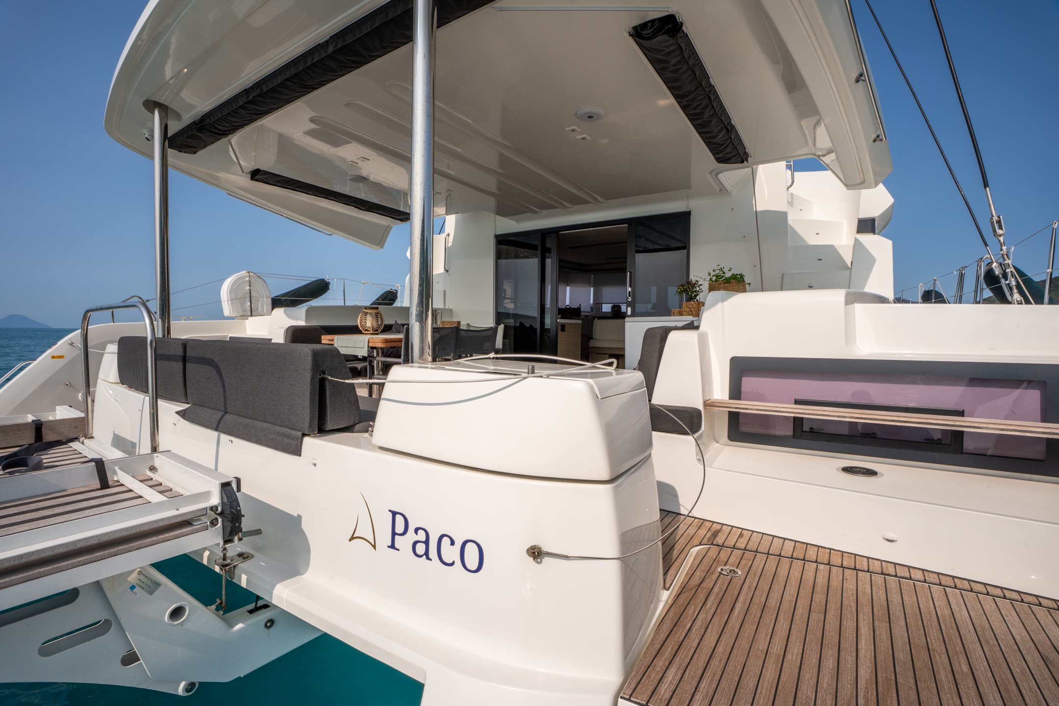 Lagoon 51 - photo 10