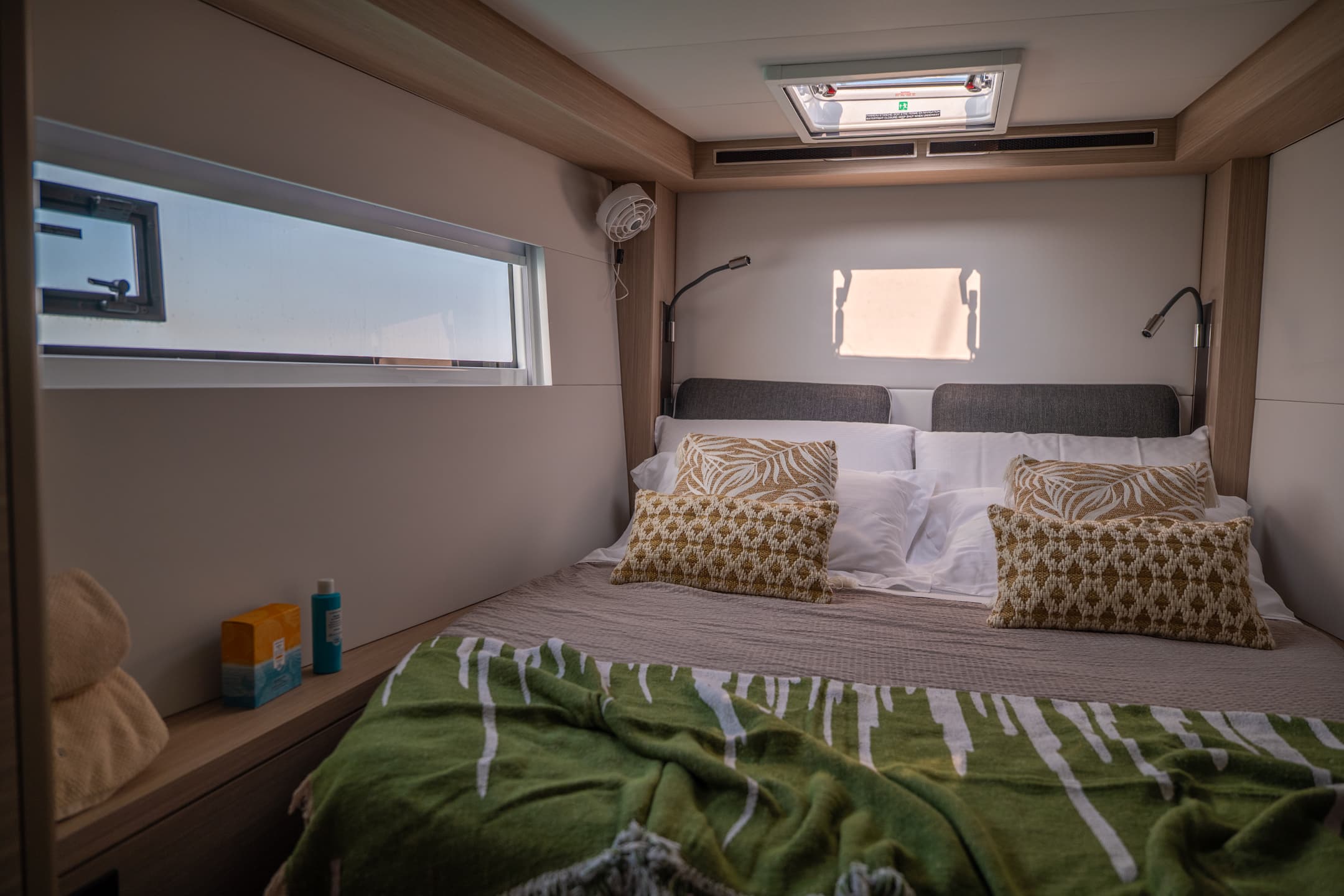 Lagoon 51 - photo 16