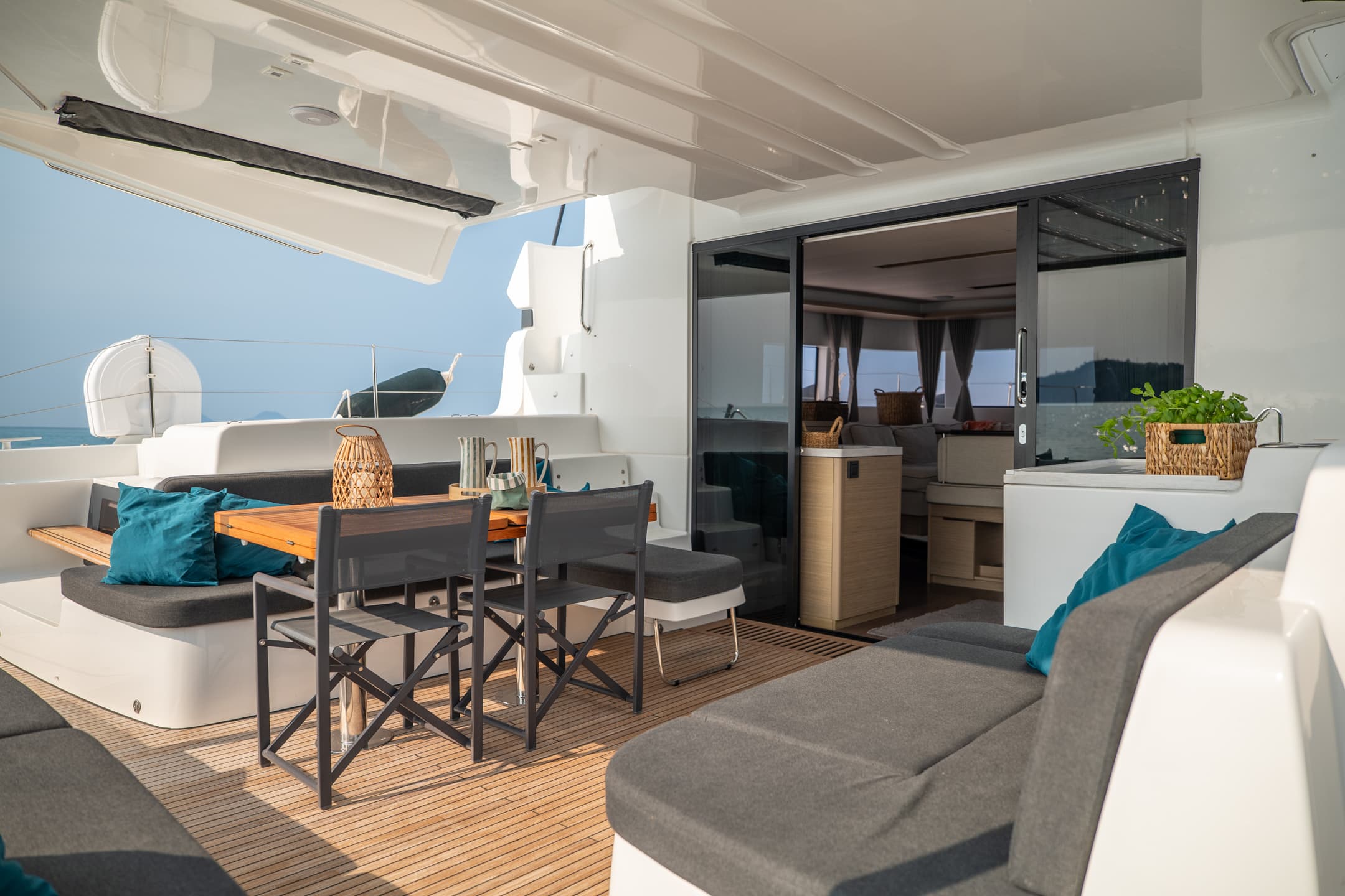 Lagoon 51 - photo 17