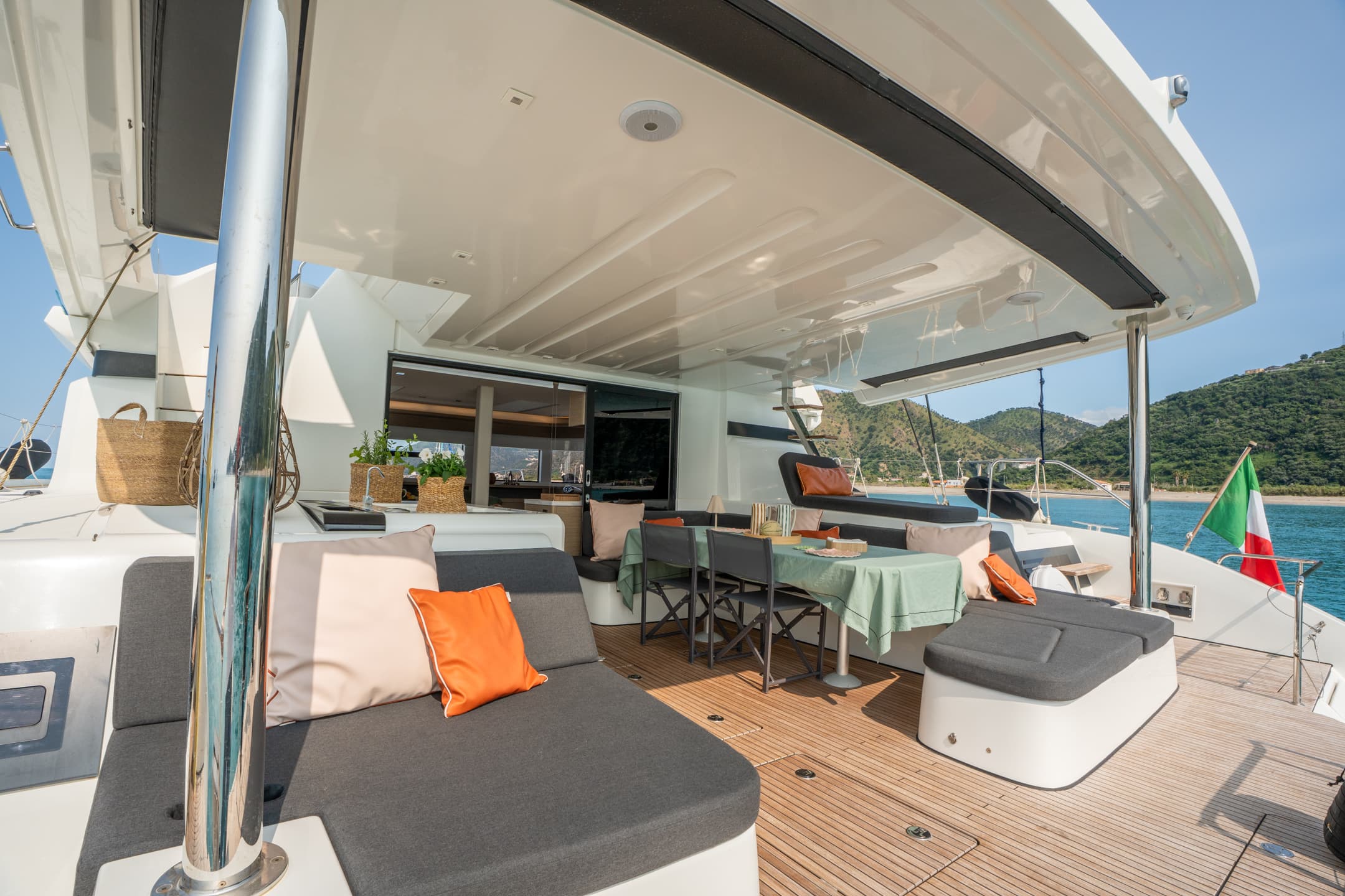 Lagoon 55 - photo 24