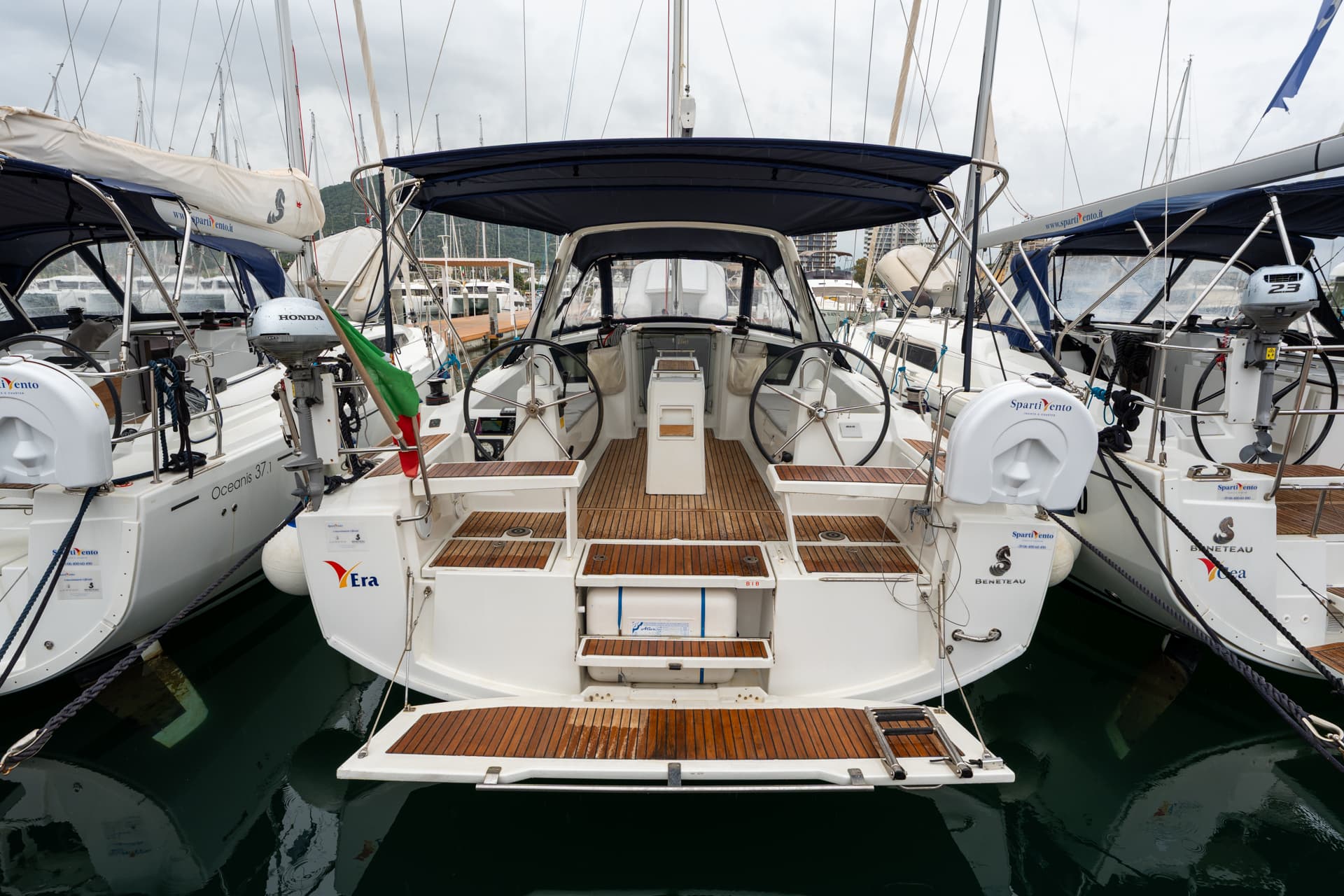 Oceanis 38.1 - photo 11