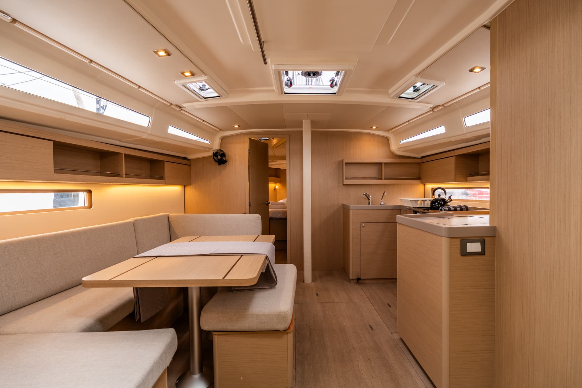 Oceanis 40.1 - photo 16