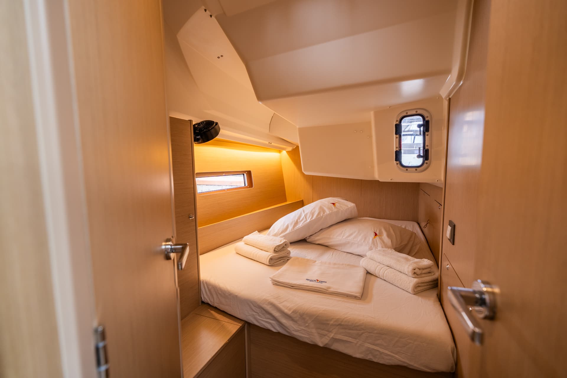 Oceanis 40.1 - photo 10