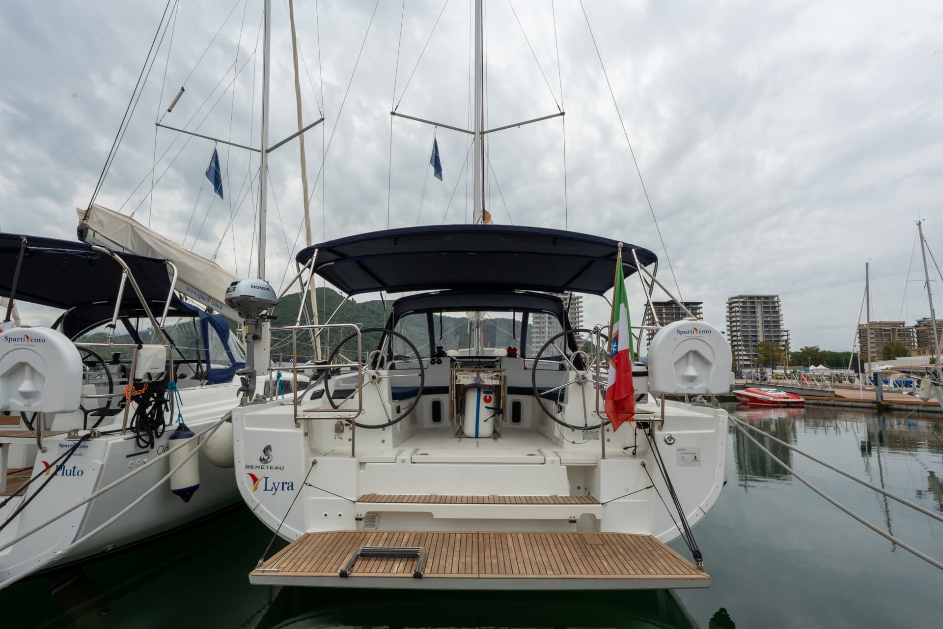 Oceanis 40.1 - photo 13