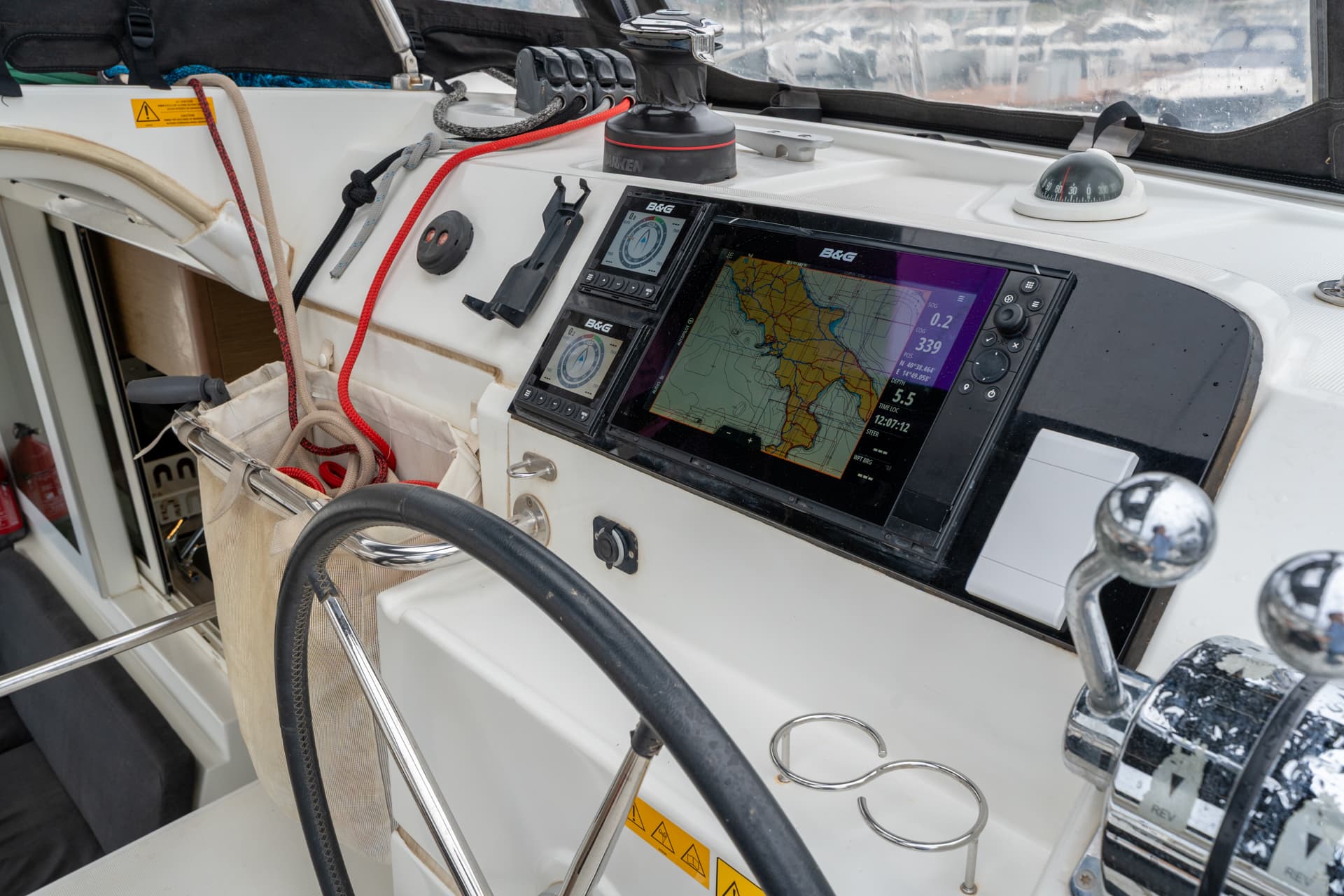 Lagoon 40 - photo 13