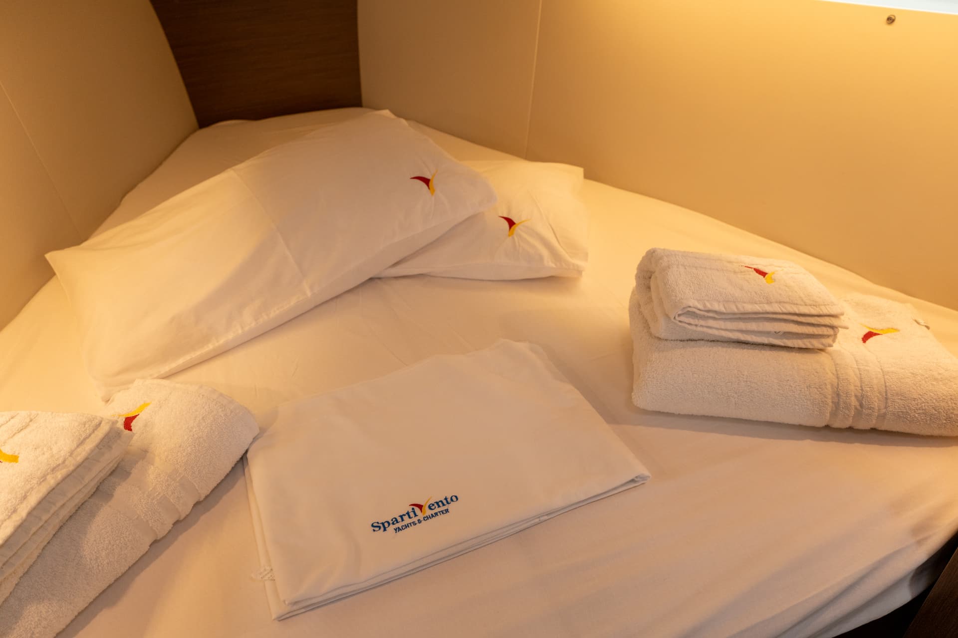 Oceanis 34.1 - photo 10