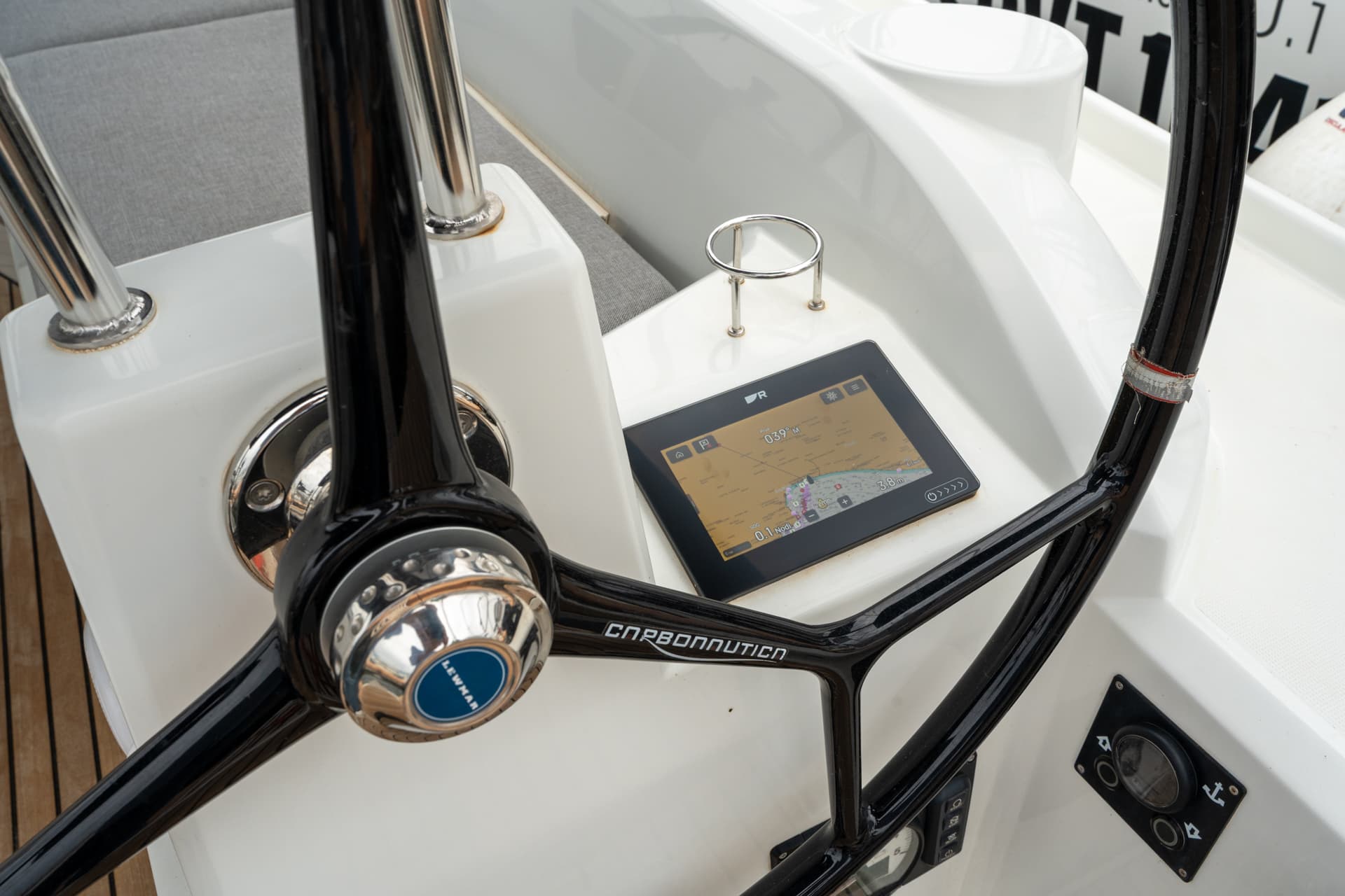 Oceanis 34.1 - photo 7