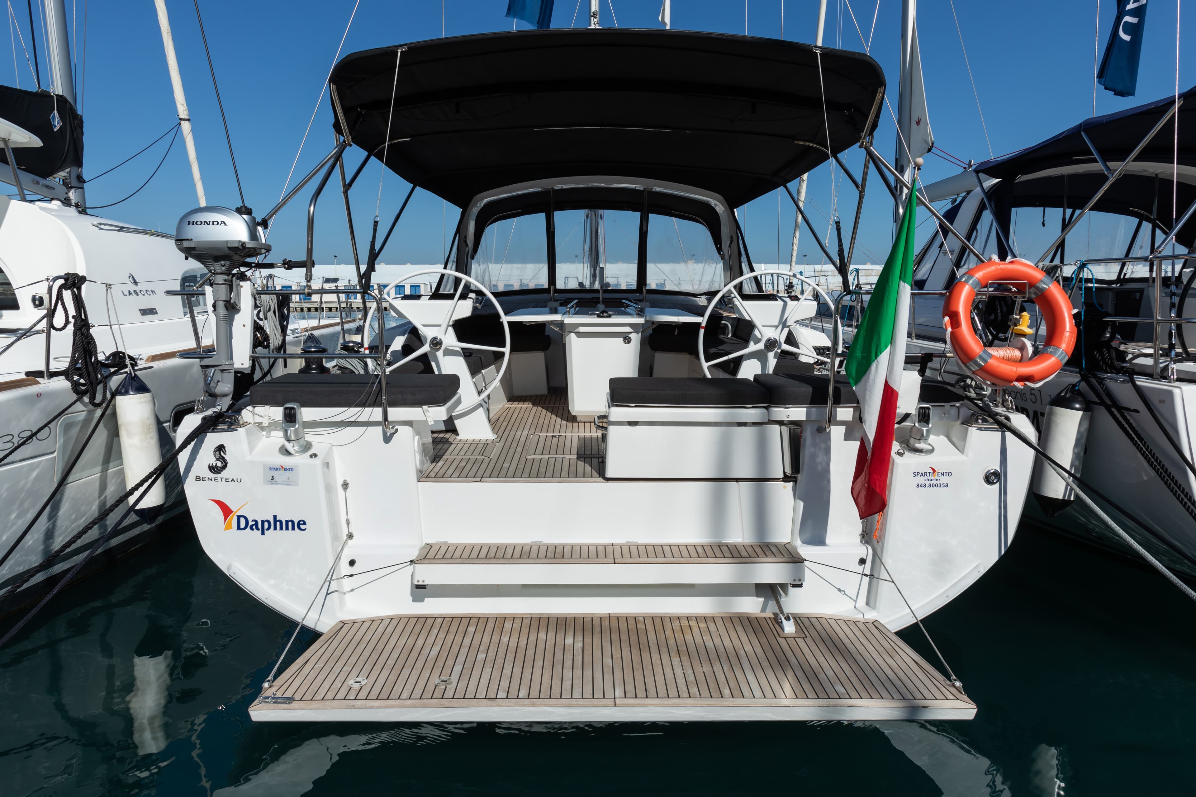 Oceanis 46.1 - photo 7