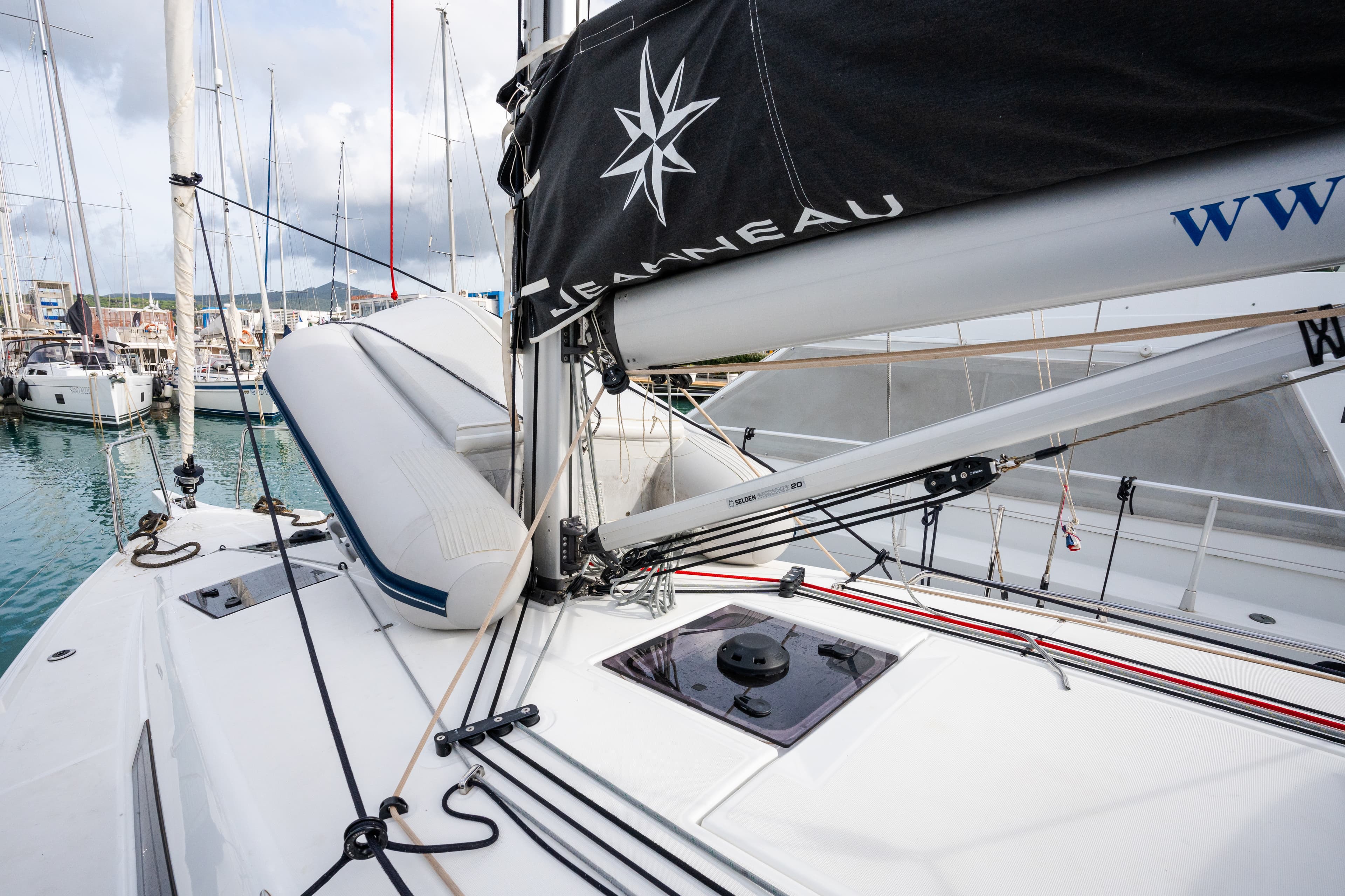 Sun Odyssey 380 - photo 6