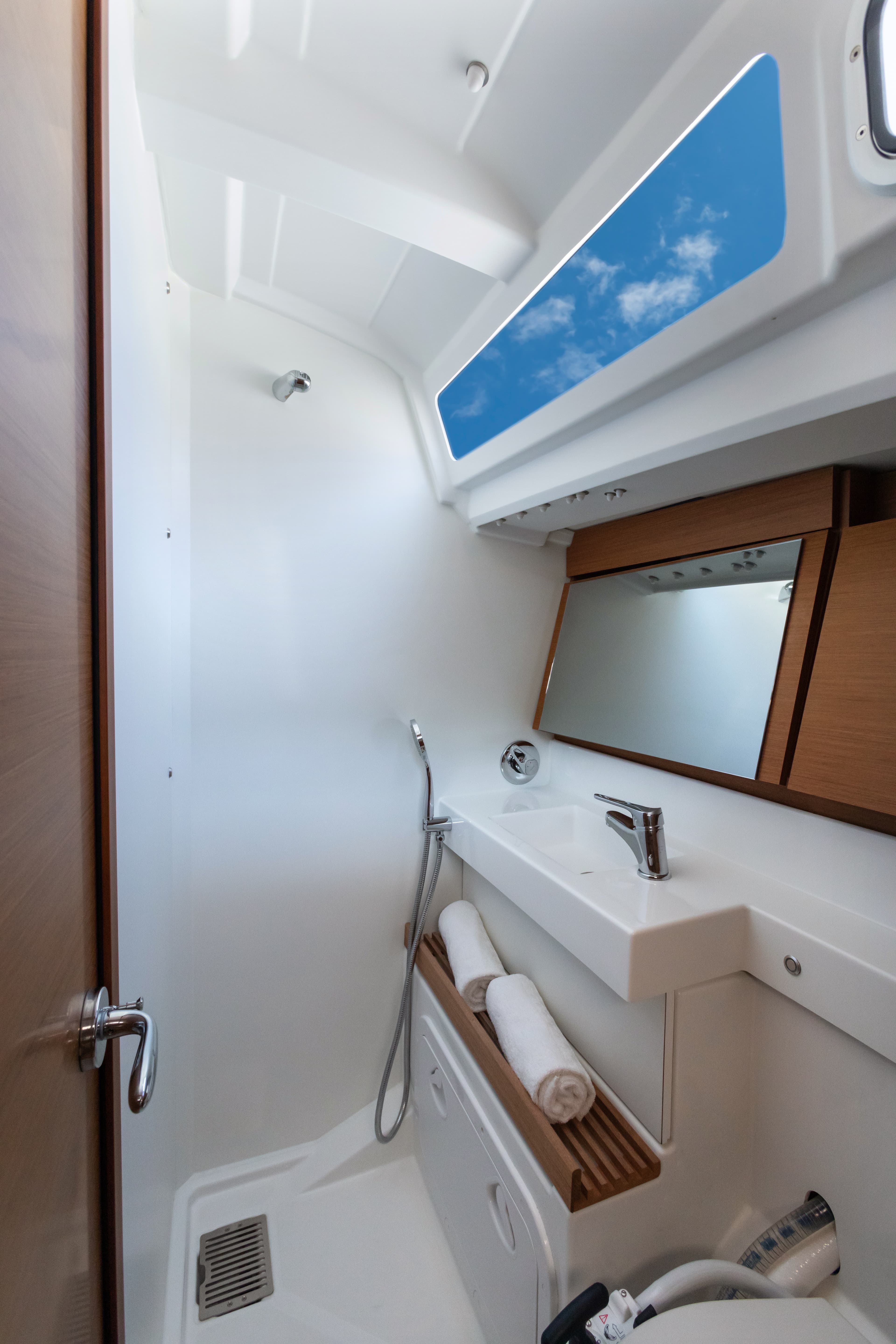 Sun Odyssey 440 - photo 9