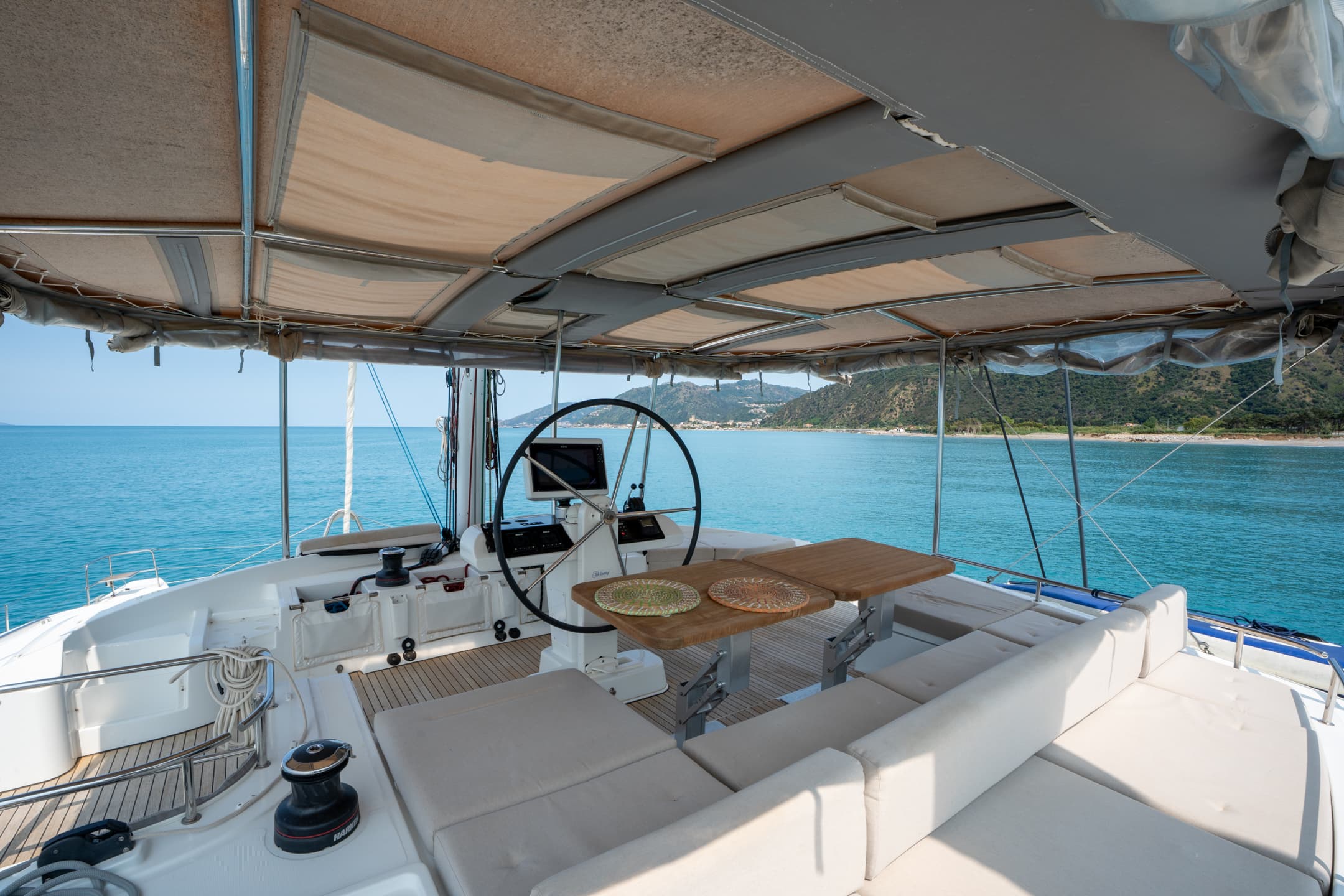 Lagoon 52F - photo 8