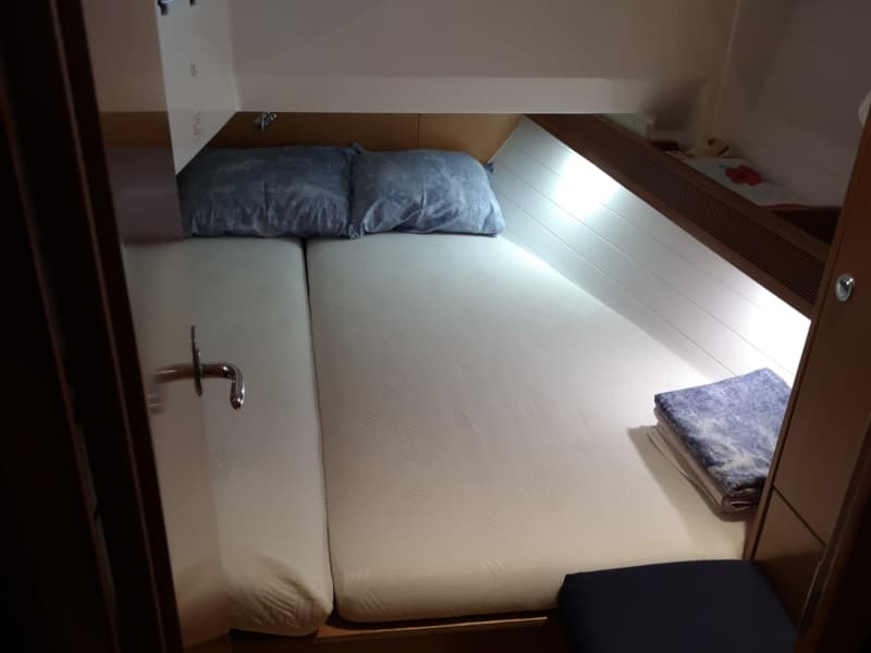 Bavaria 36 - photo 6