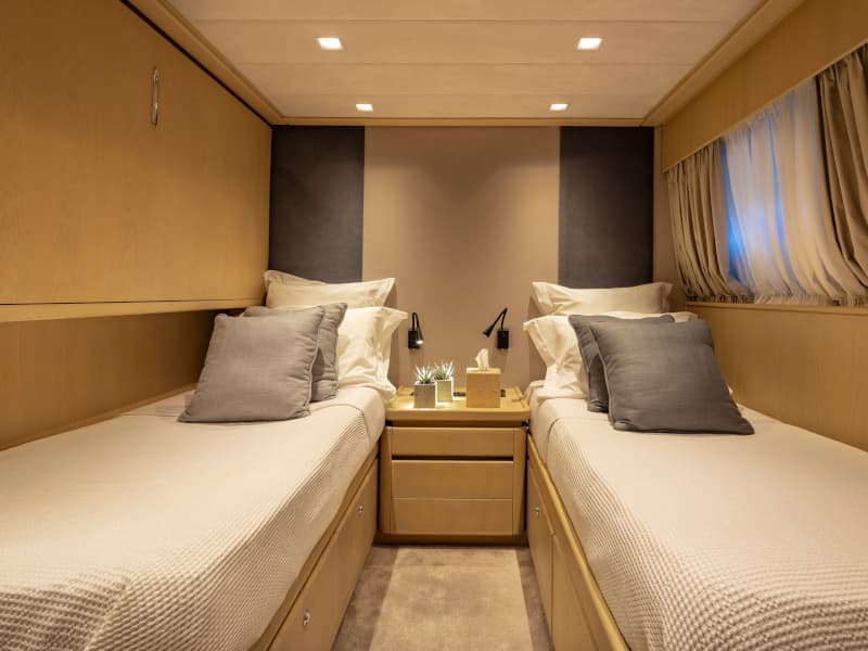 Admiral 101 - photo 25