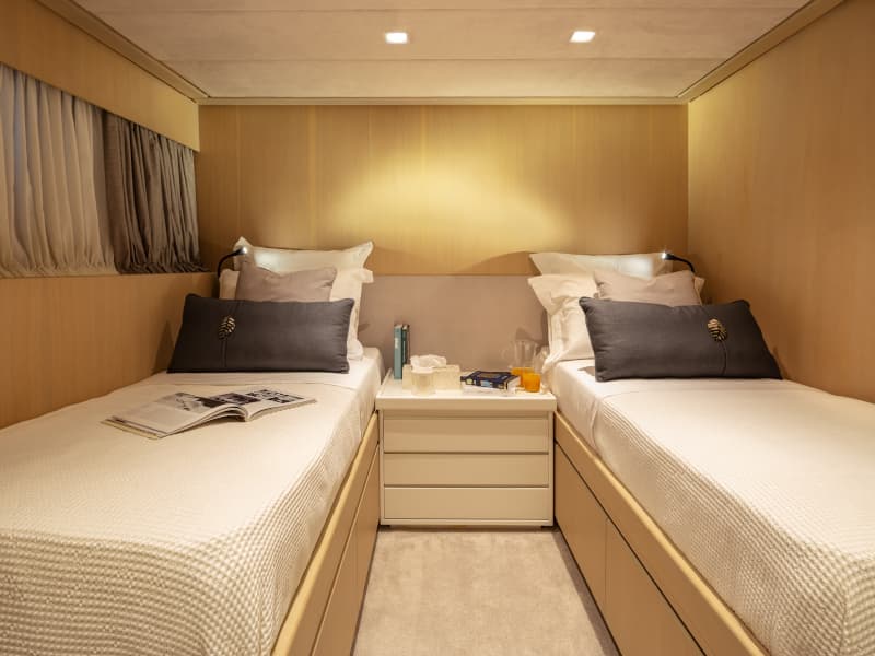 Admiral 101 - photo 50