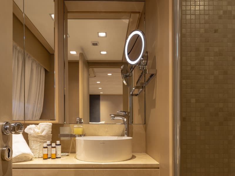 Admiral 101 - photo 9