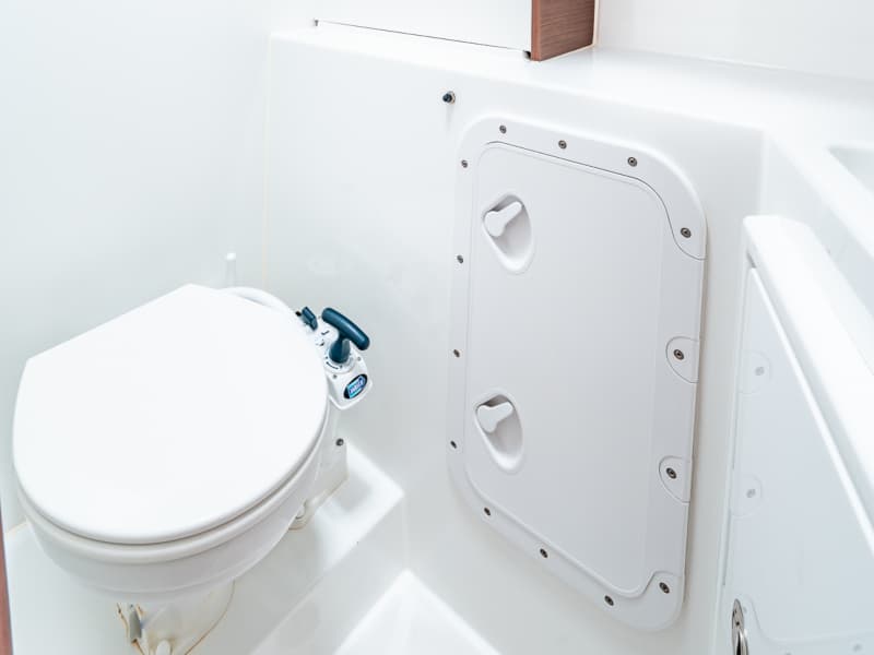 Lagoon 42 - photo 10