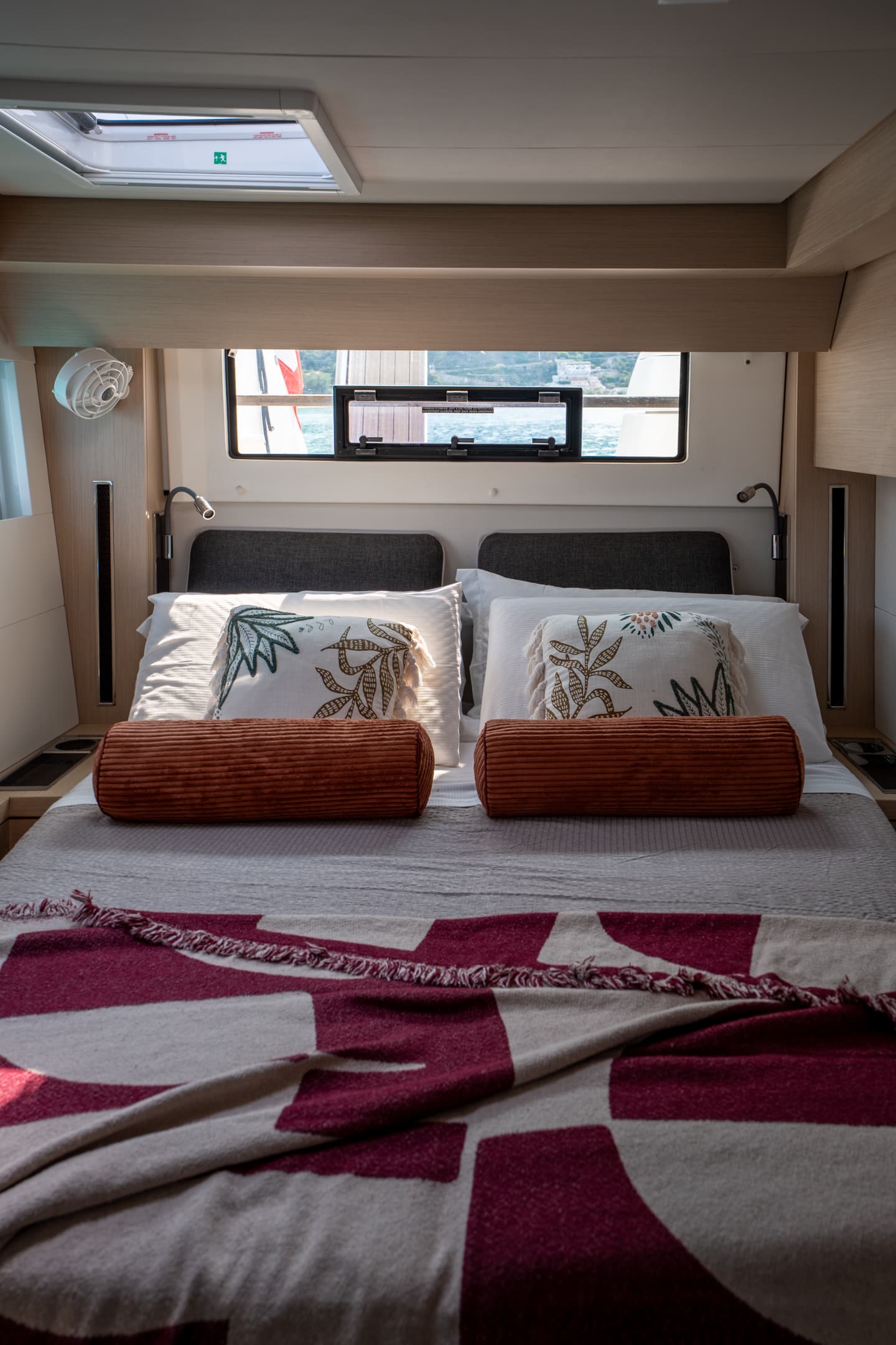 Lagoon 51 - photo 12