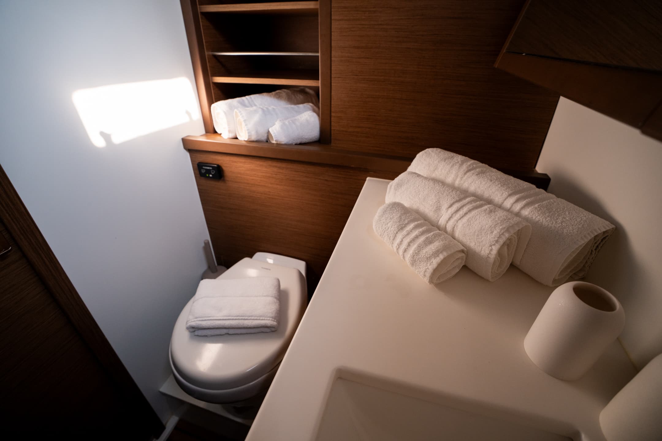 Lagoon 52F - photo 19