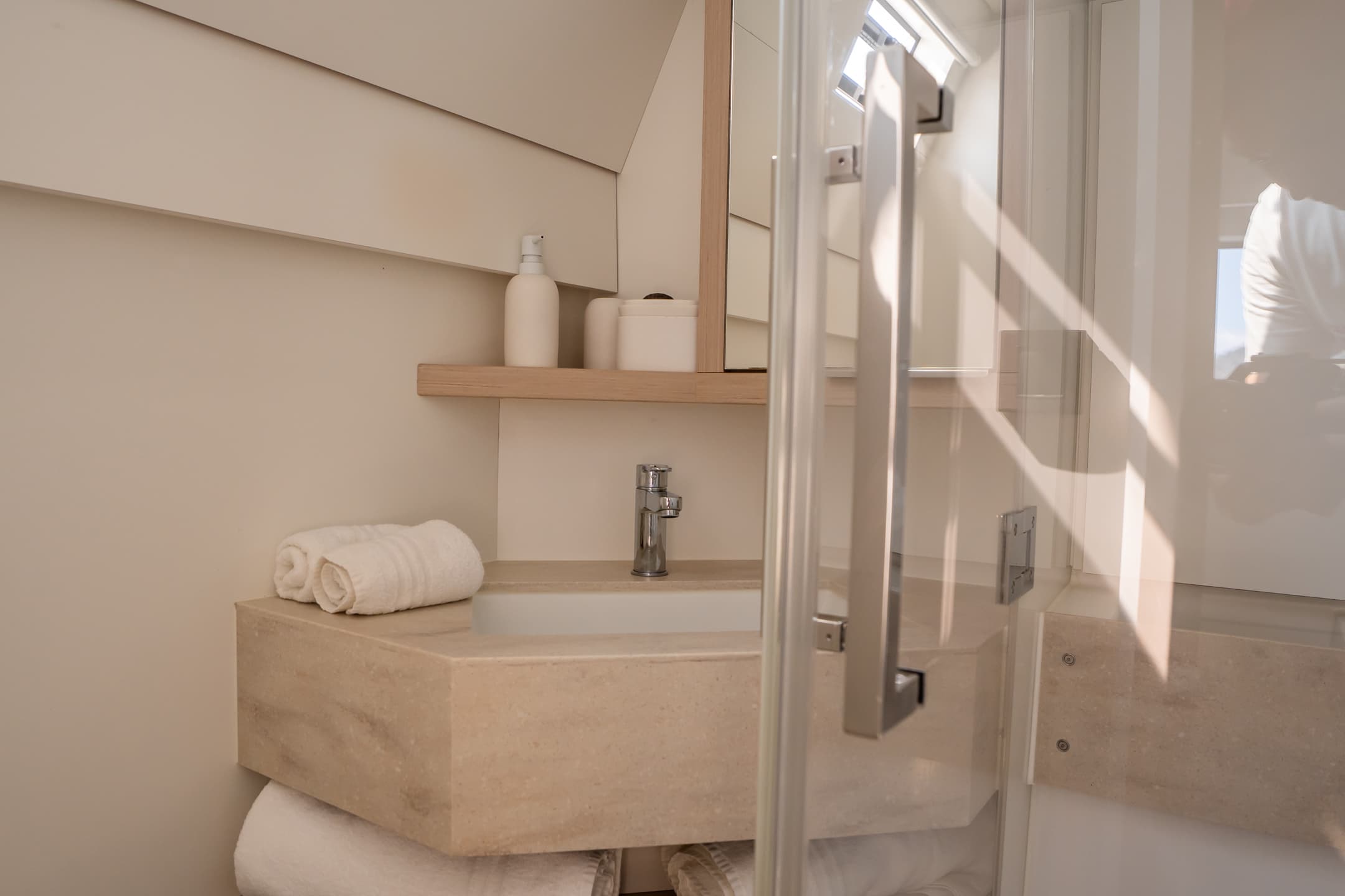 Lagoon 55 - photo 12