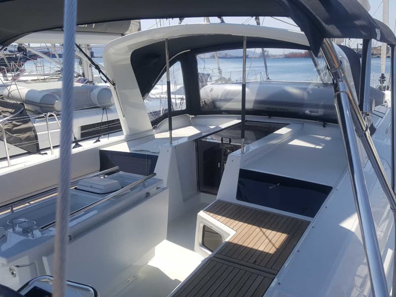 Oceanis 51.1 - photo 15