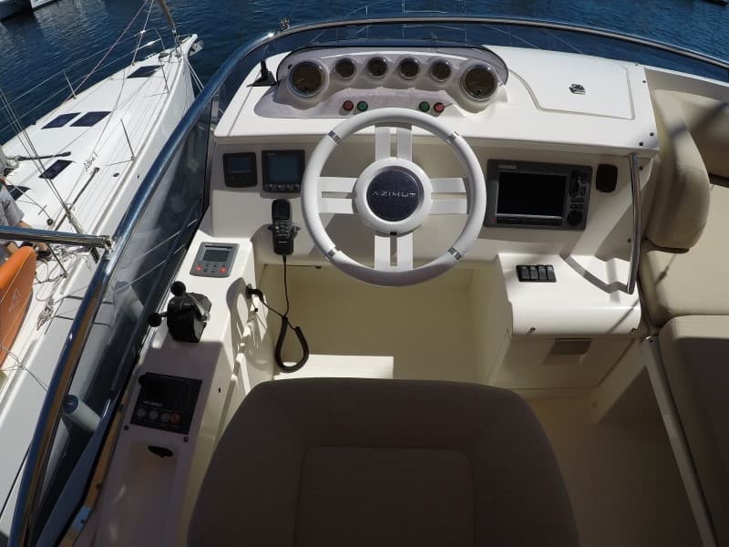 Azimut 47 - photo 9