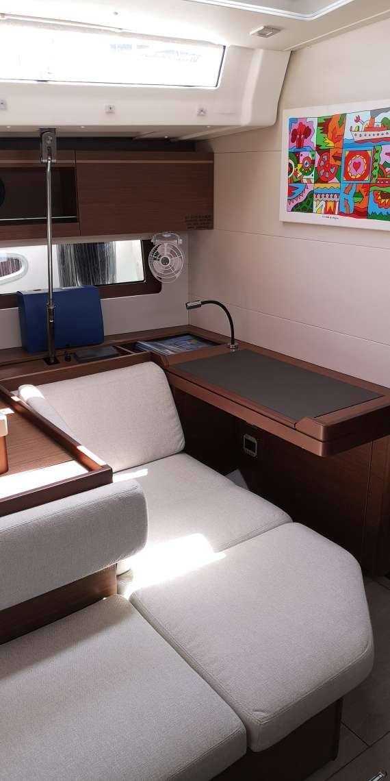 Oceanis 51.1 - photo 10