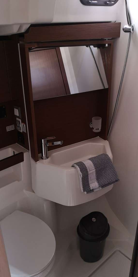 Oceanis 51.1 - photo 13