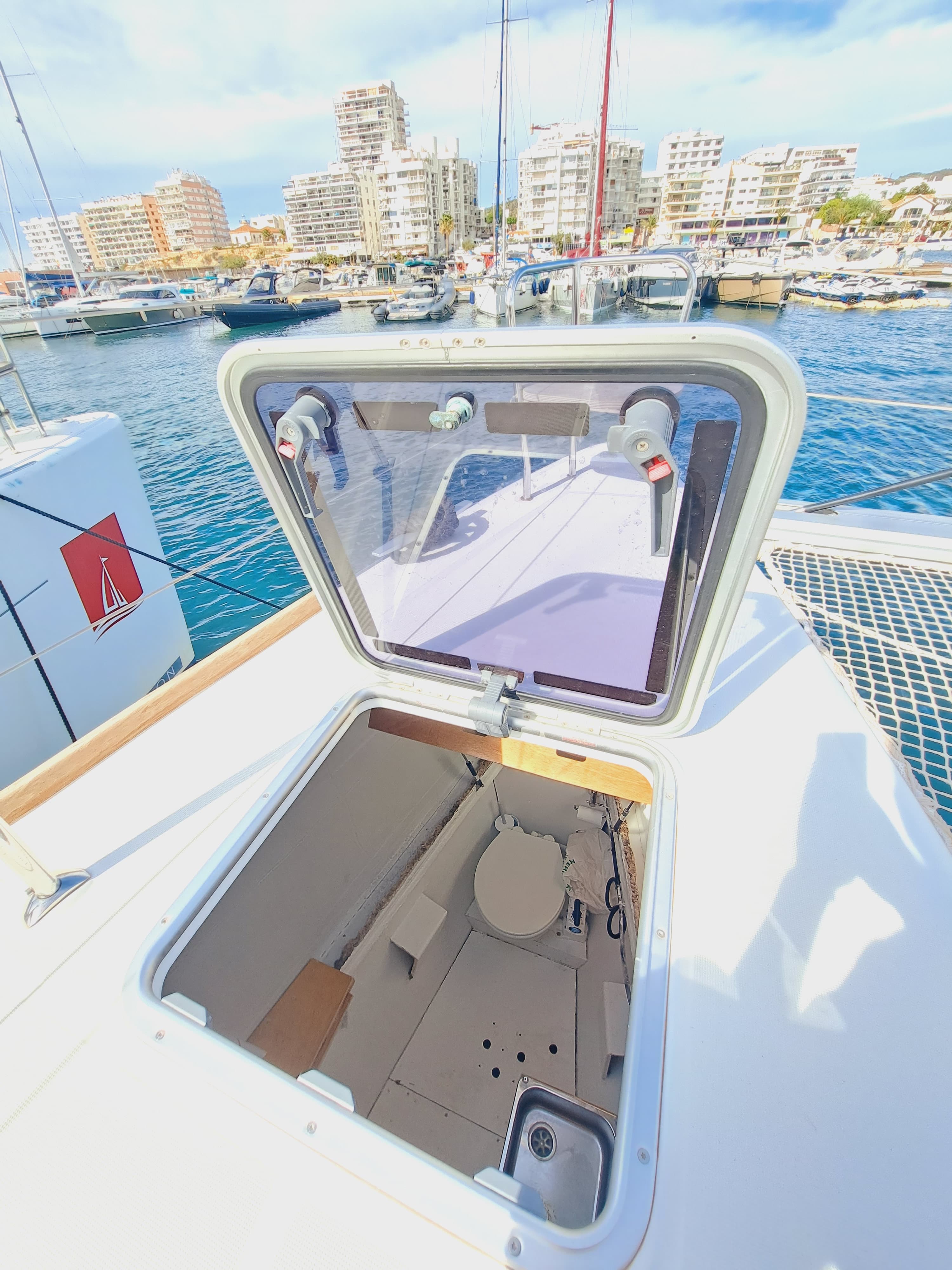 Lagoon 450 - photo 23