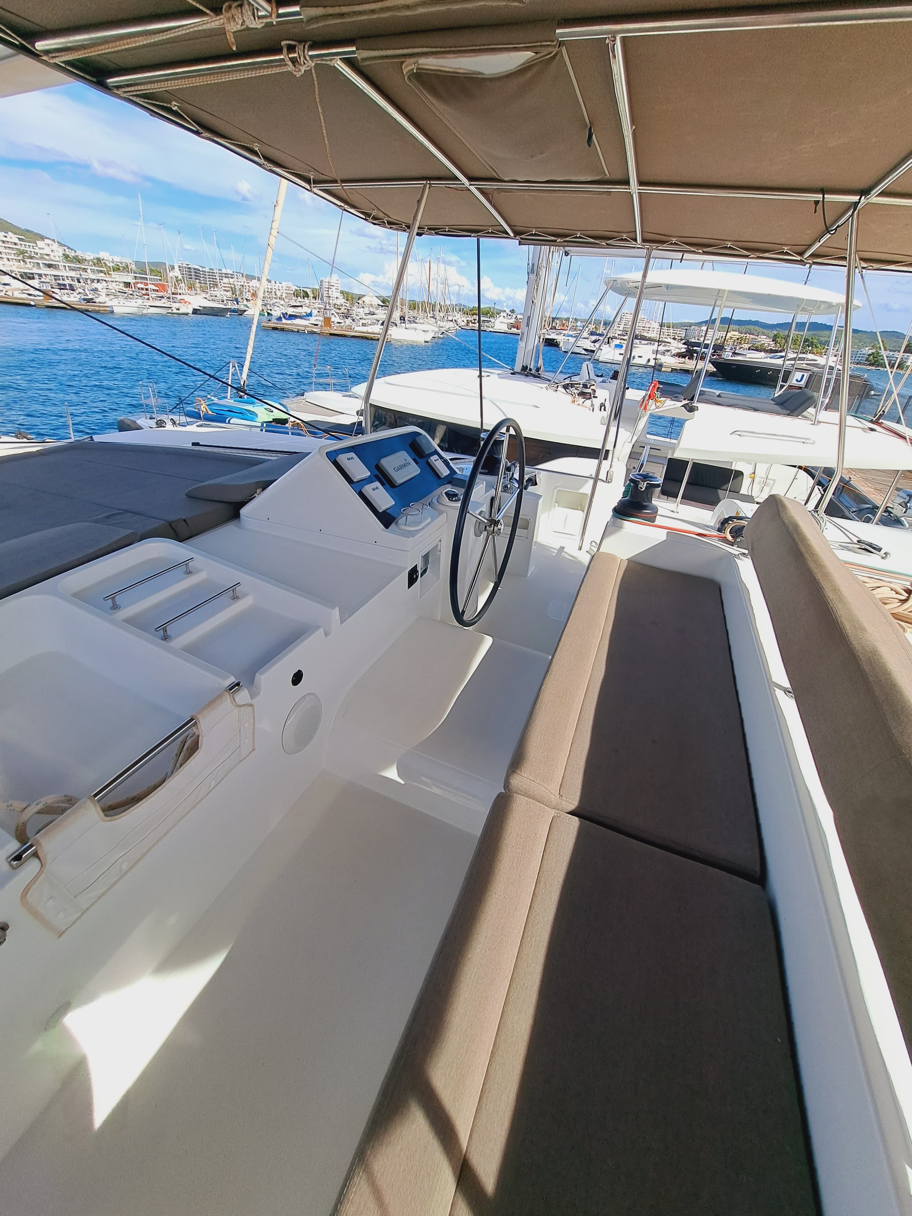 Lagoon 450 - photo 18