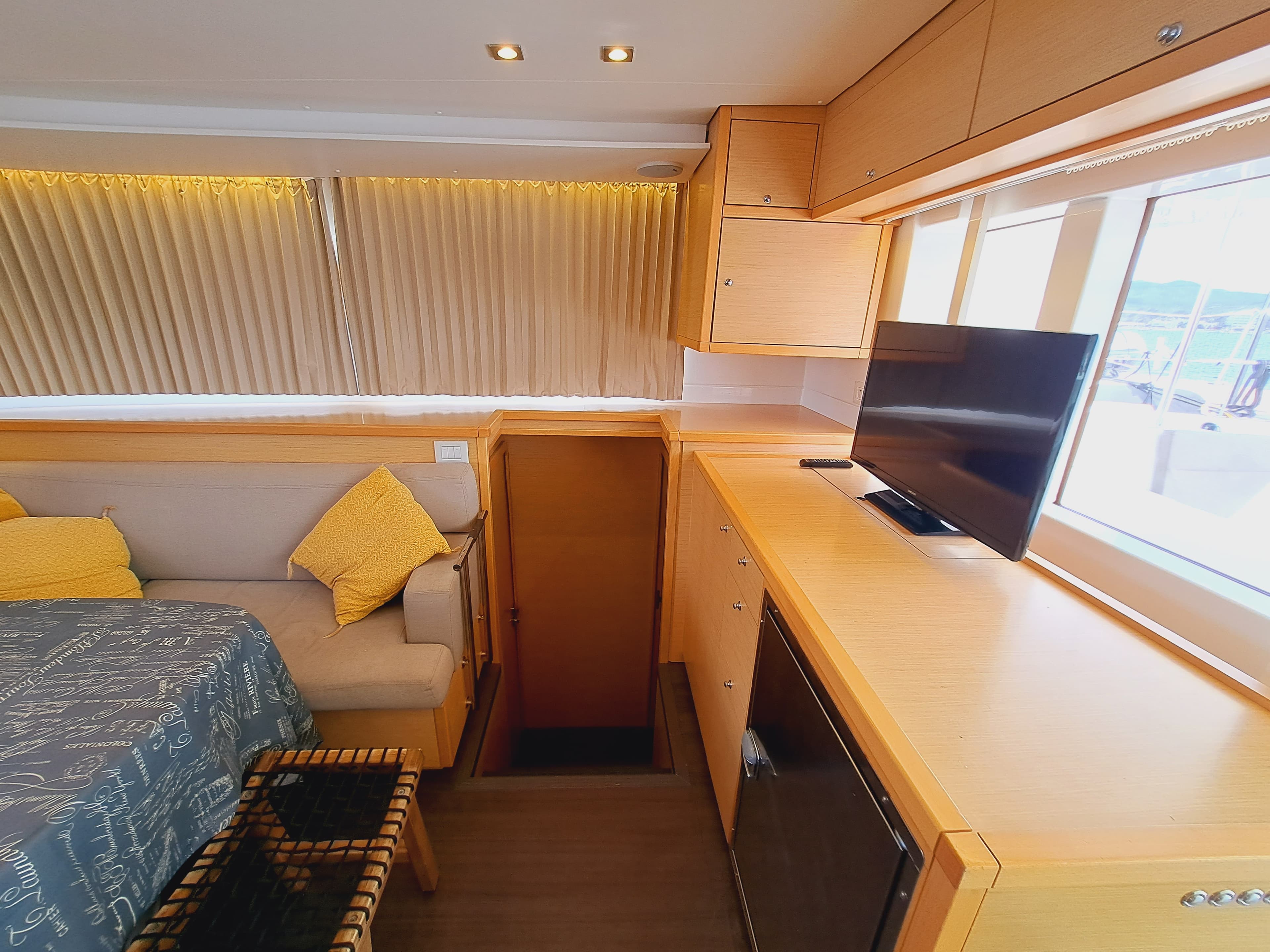 Lagoon 450 - photo 7