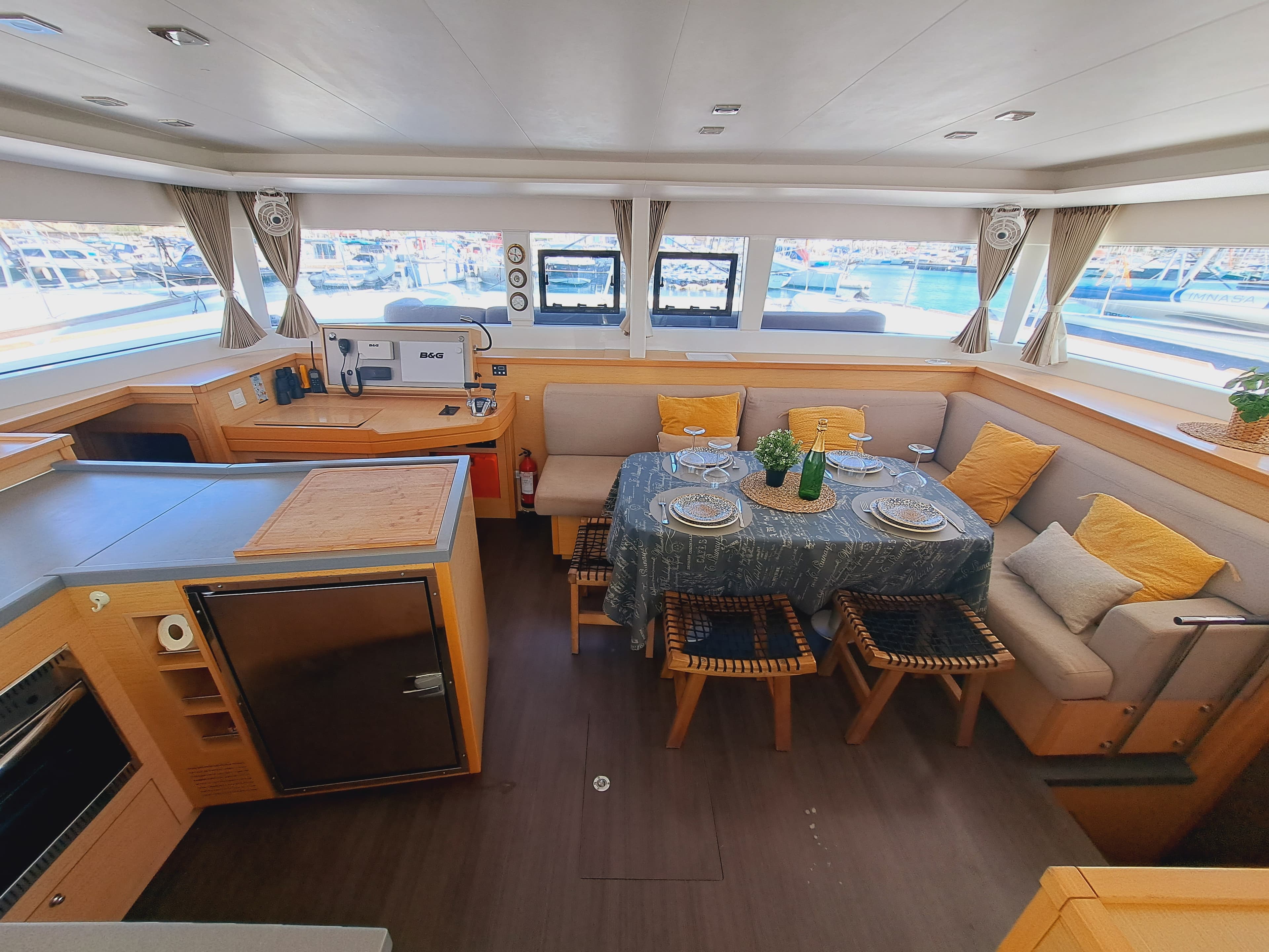 Lagoon 450 - photo 6