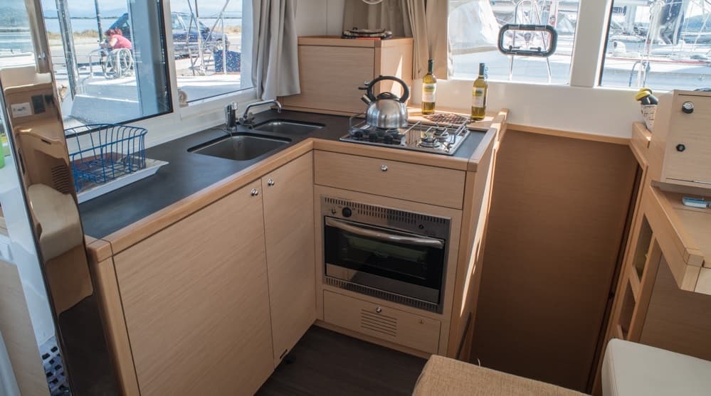 Lagoon 39 - photo 16