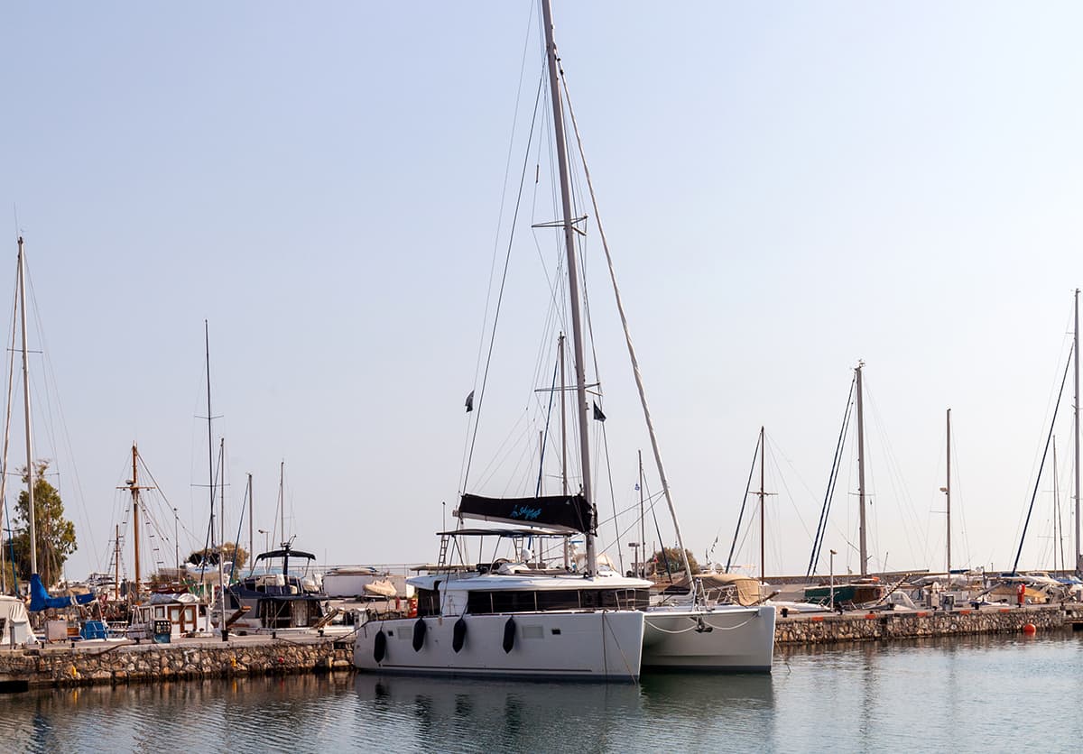 Lagoon 450 Fly - photo 7