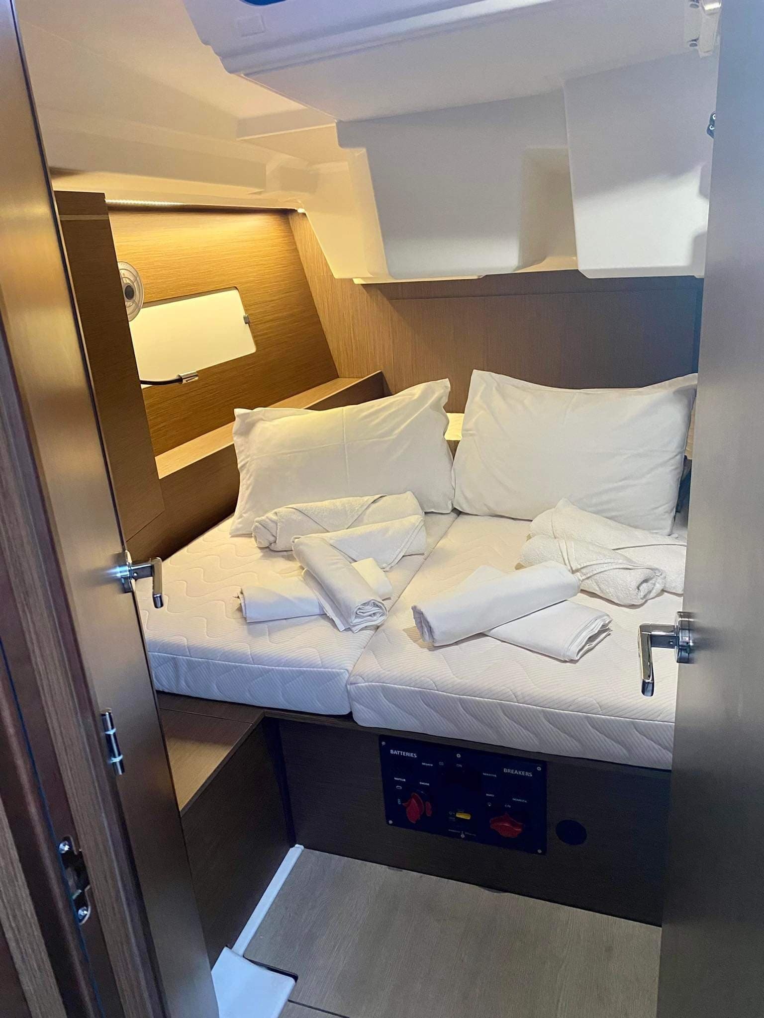 Oceanis 46.1 - photo 12