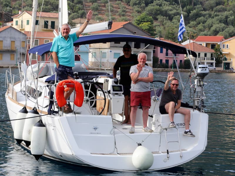 Sun Odyssey 389 - photo