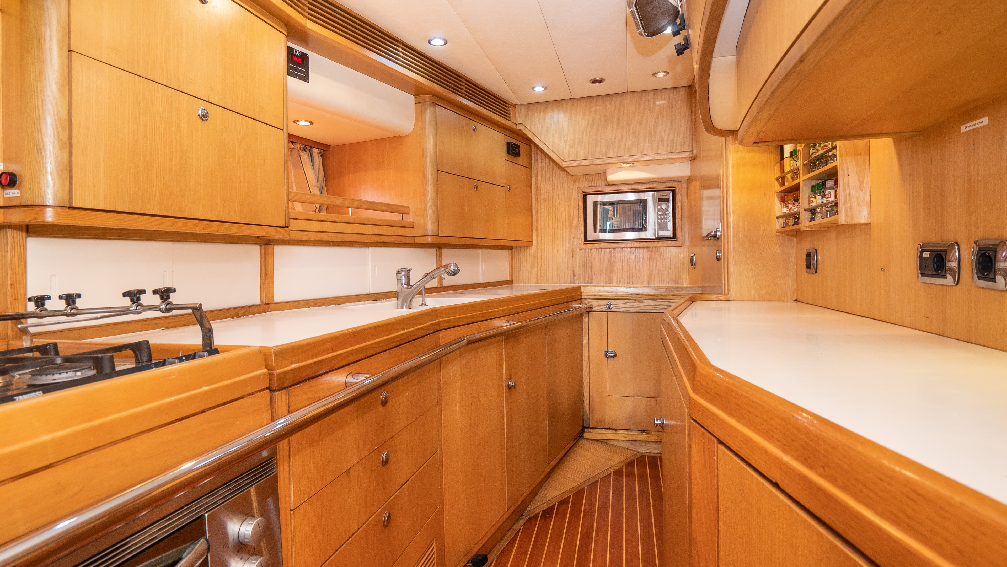 Sail boat - photo 23