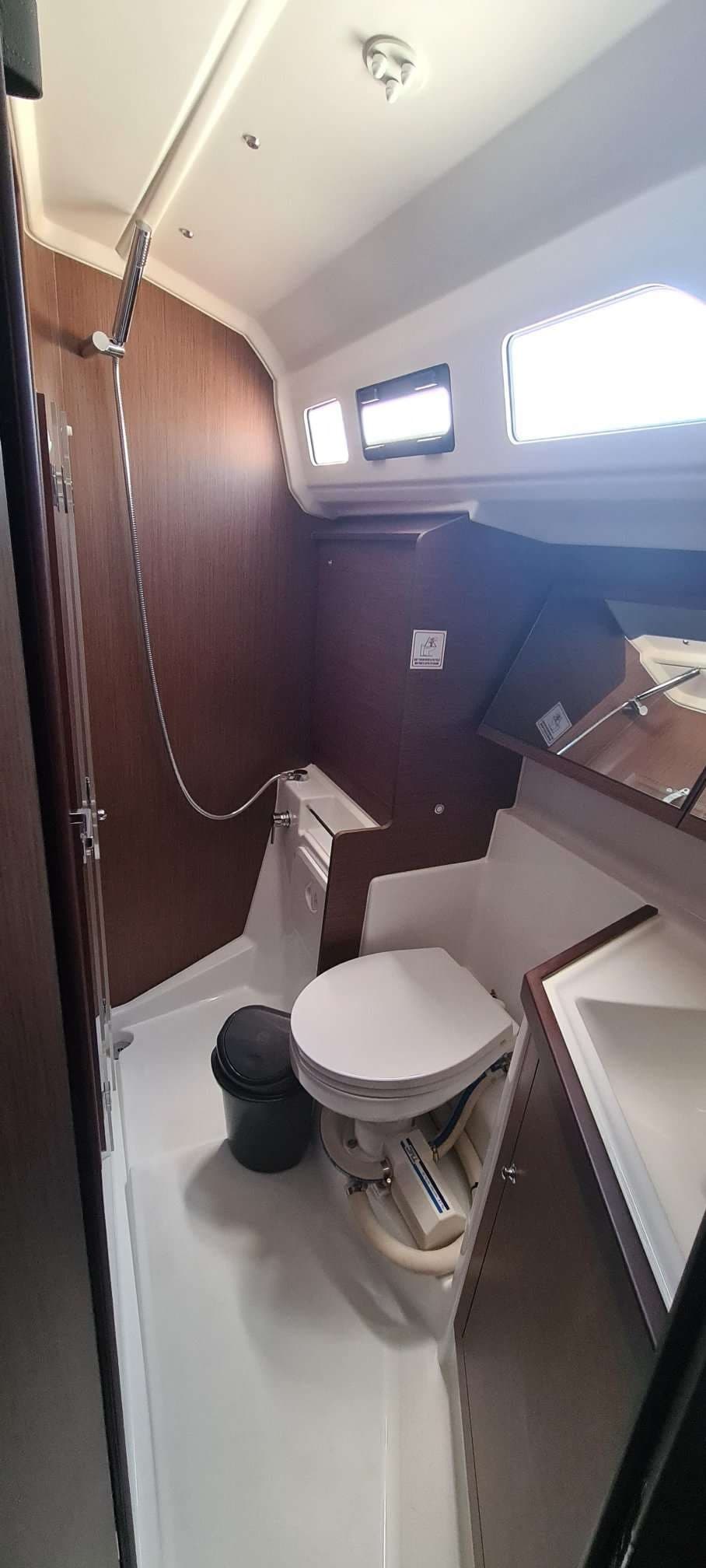 Oceanis 40.1 - photo 6