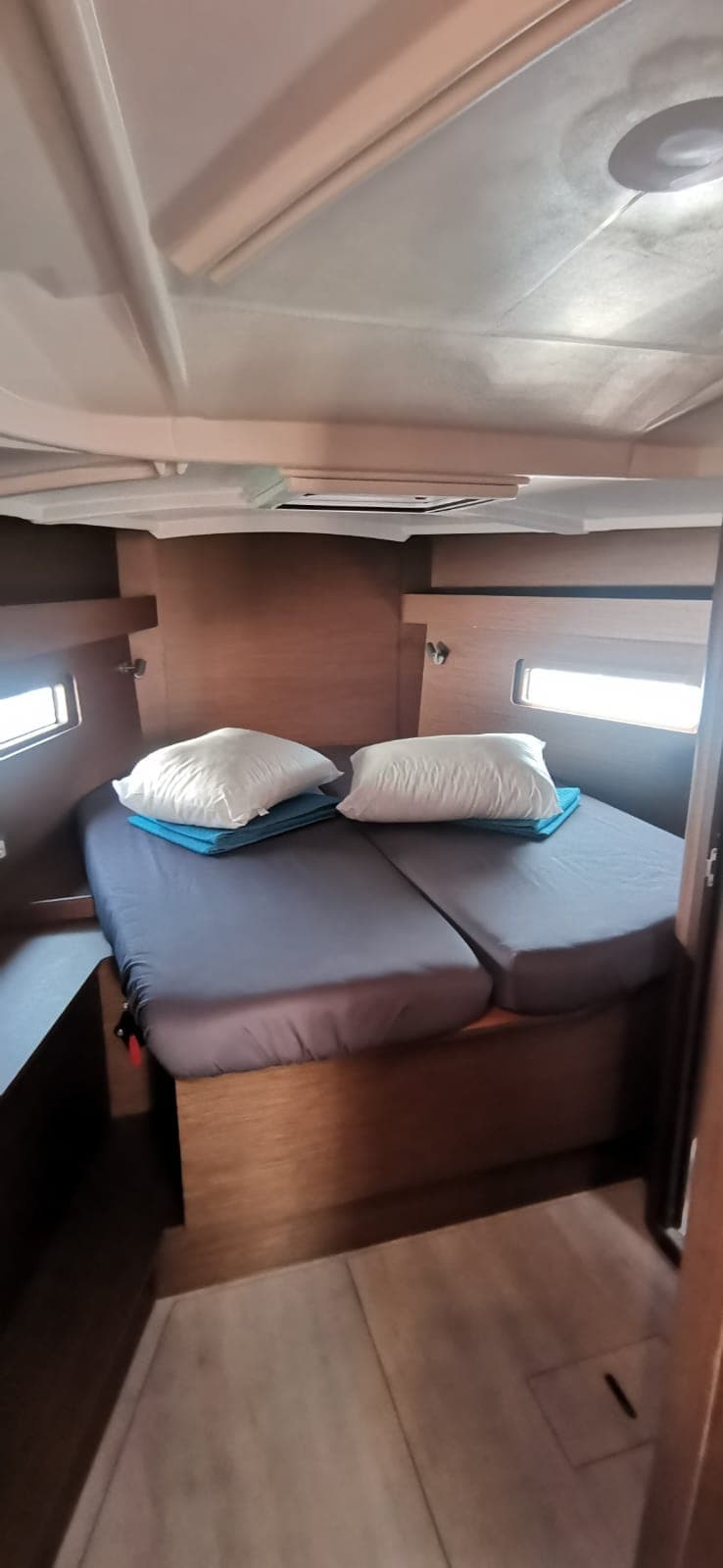 Oceanis 40.1 - photo 12