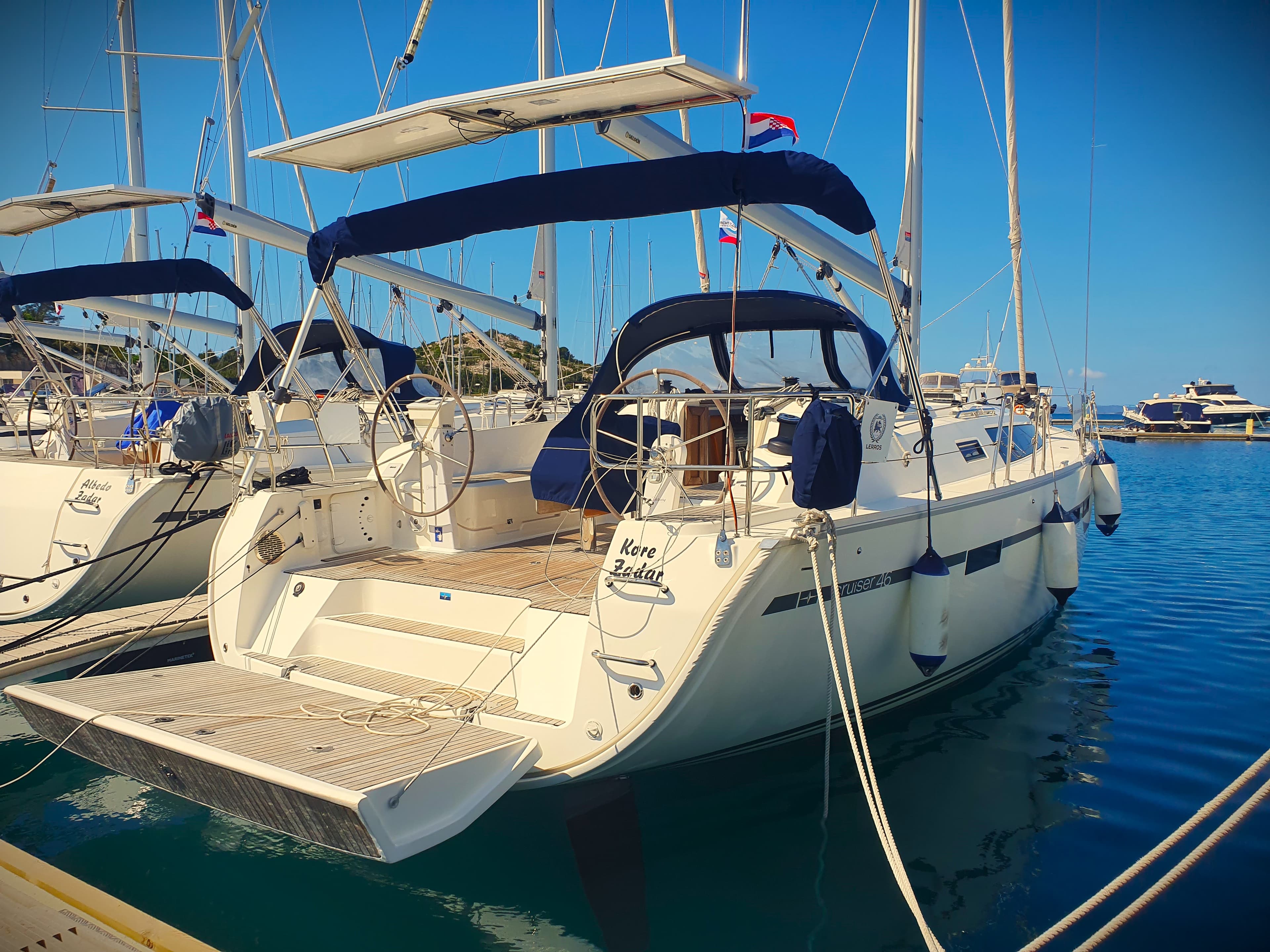 Bavaria Cruiser 46 - photo